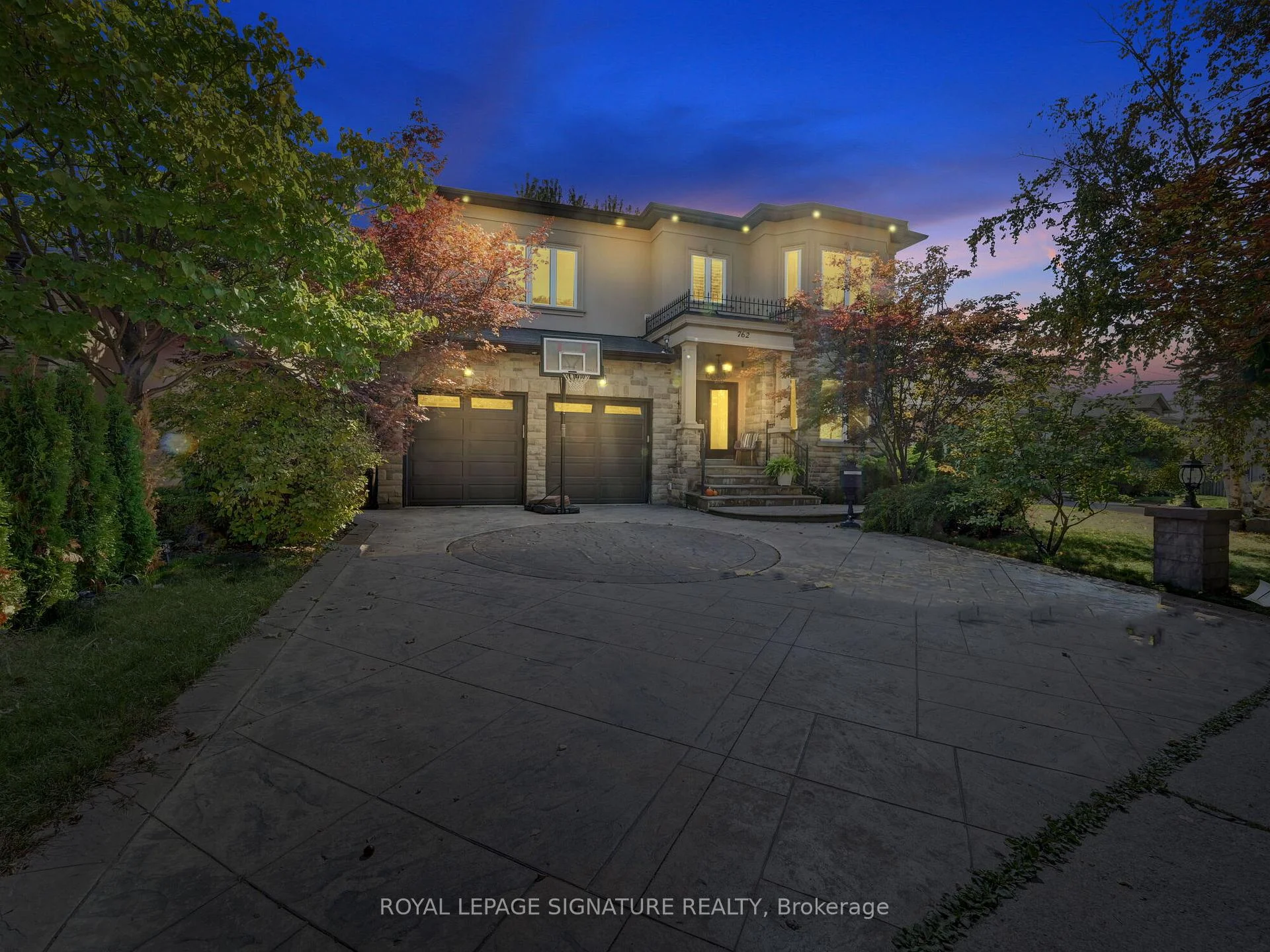 Photo 5 of 762 Duchess Drive, Mississauga, Lakeview — HOMEH