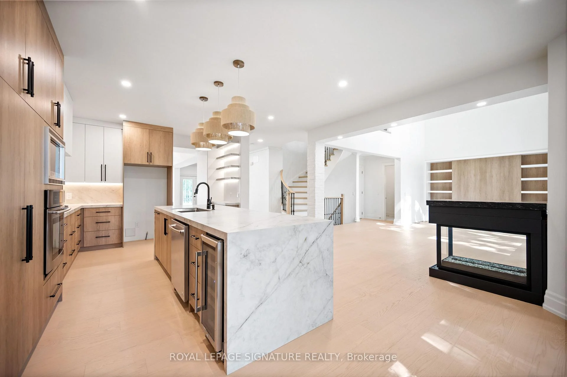 Photo 30 of 762 Duchess Drive, Mississauga, Lakeview — HOMEH