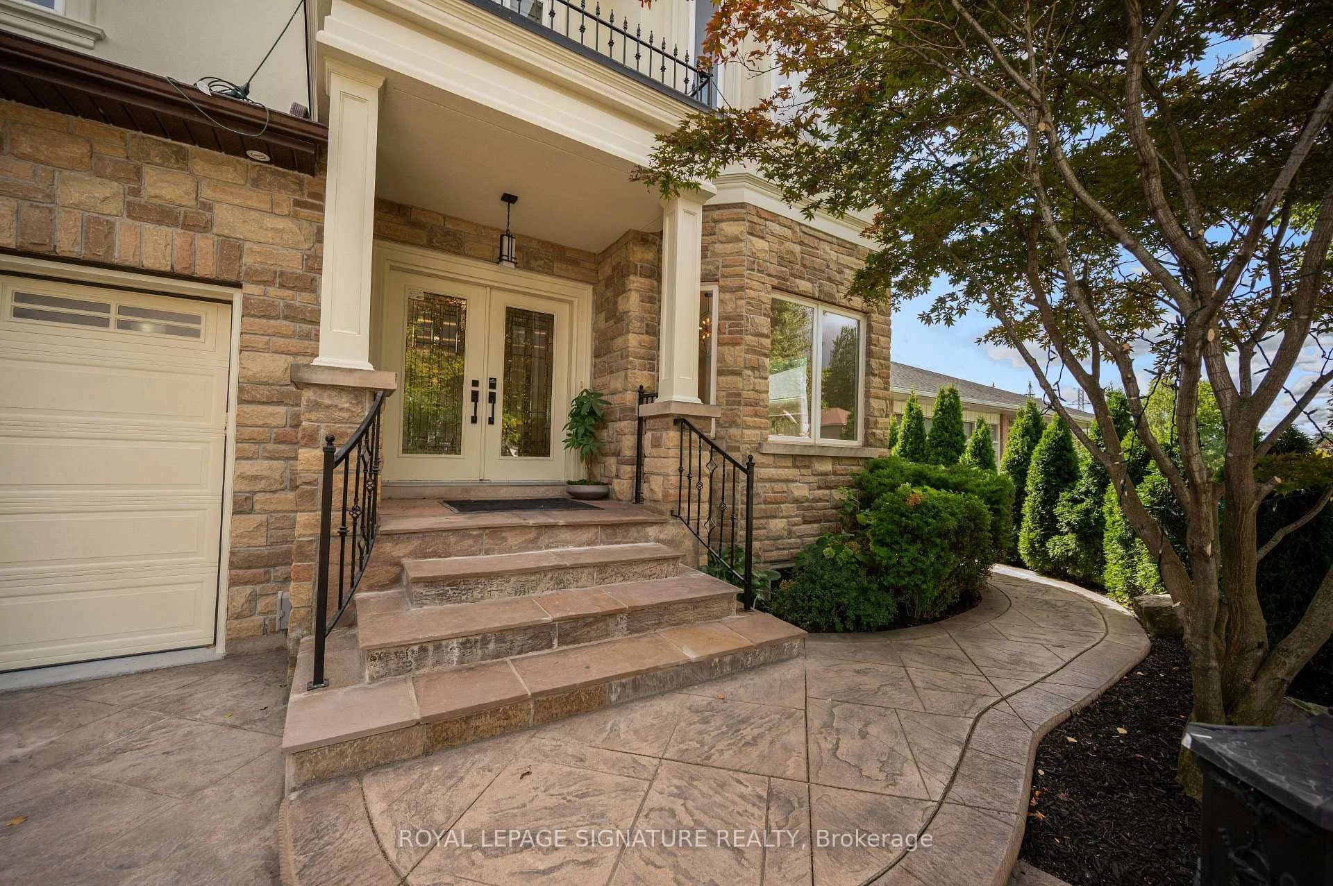 Photo 16 of 762 Duchess Drive, Mississauga, Lakeview — HOMEH
