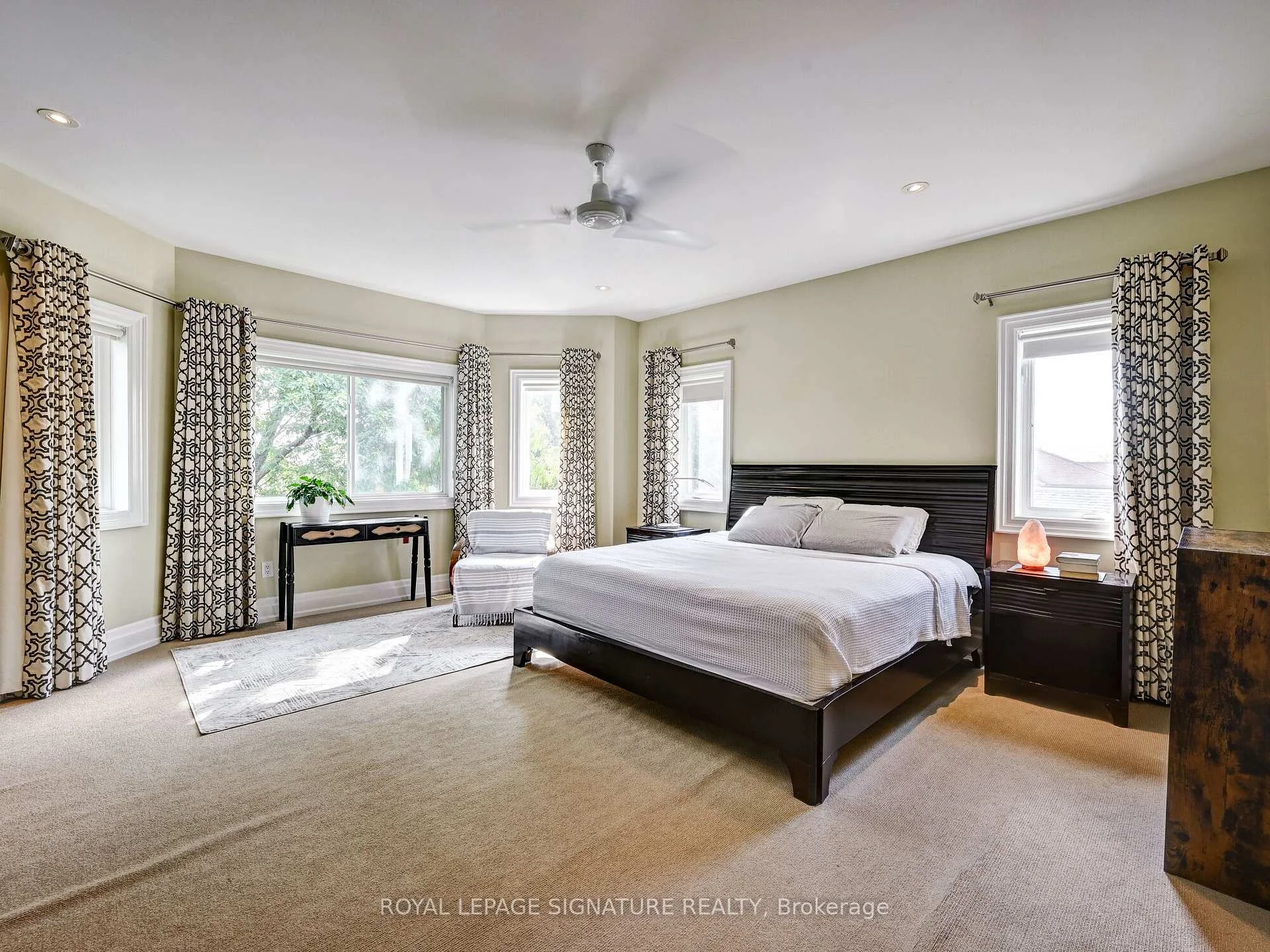 Photo 29 of 762 Duchess Drive, Mississauga, Lakeview — HOMEH