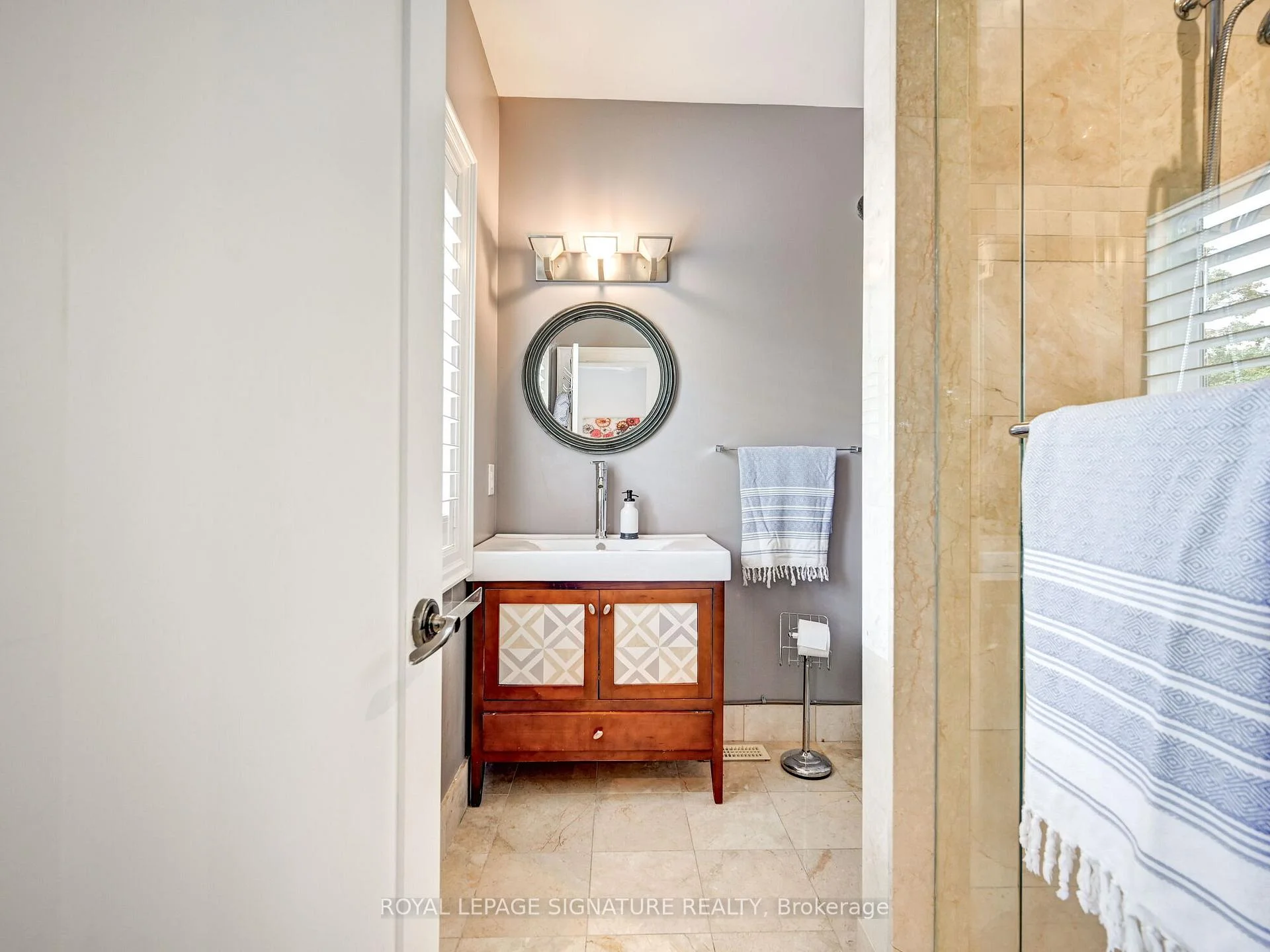Photo 45 of 762 Duchess Drive, Mississauga, Lakeview — HOMEH
