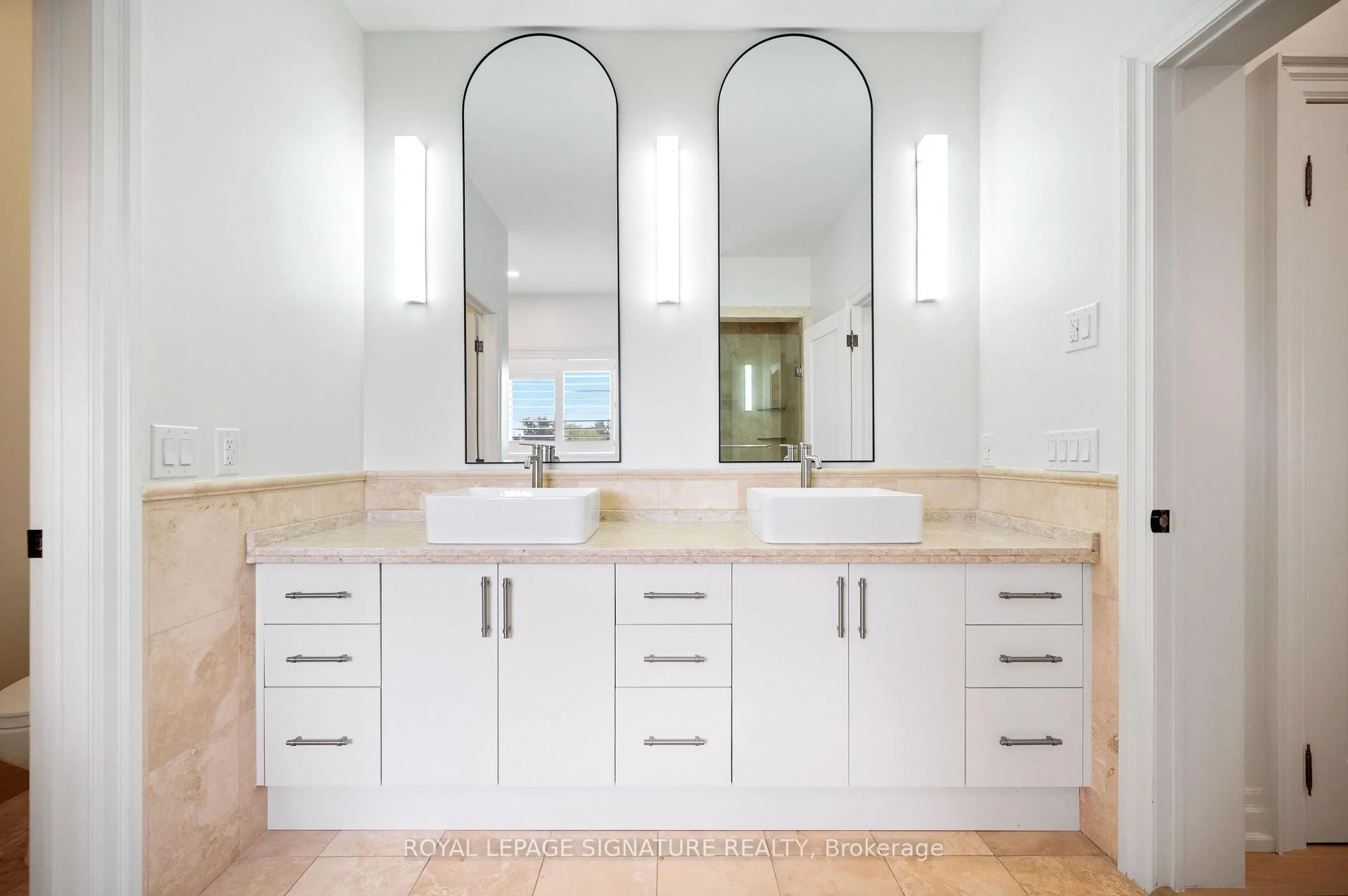 Photo 51 of 762 Duchess Drive, Mississauga, Lakeview — HOMEH
