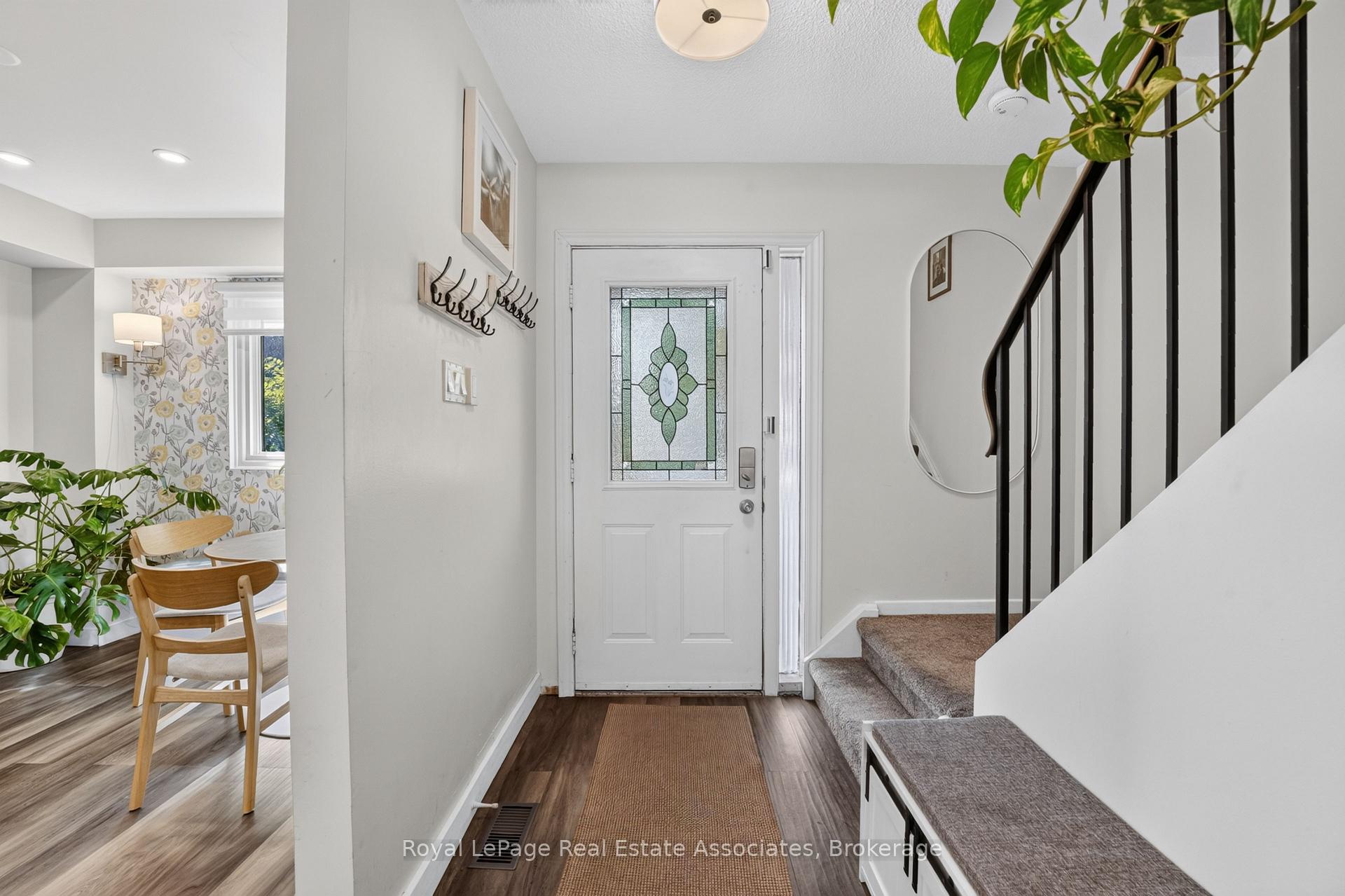 Photo 8 of Unit 8, 59 Maple Avenue, Halton Hills, Georgetown — HOMEH