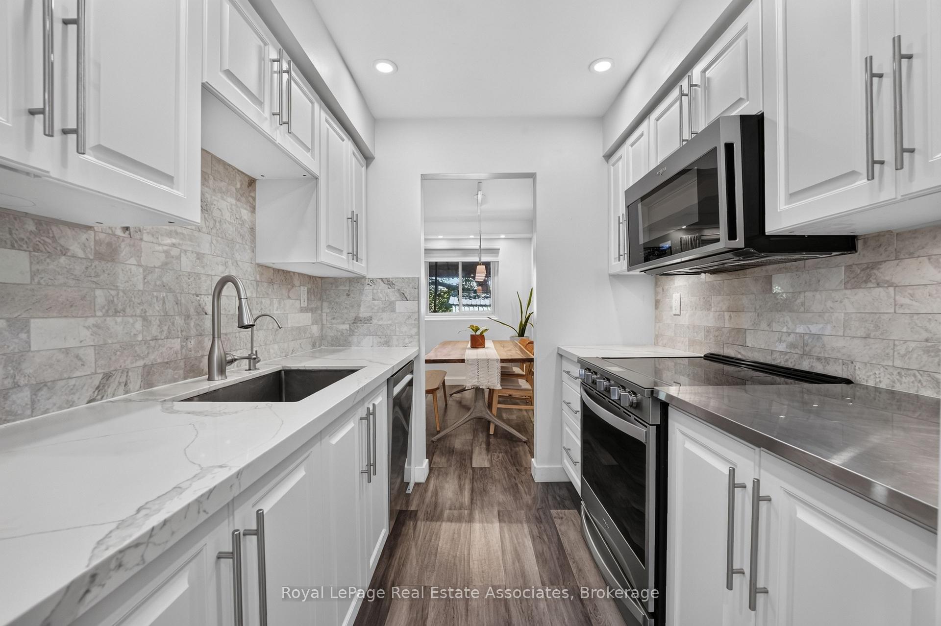 Photo 12 of Unit 8, 59 Maple Avenue, Halton Hills, Georgetown — HOMEH