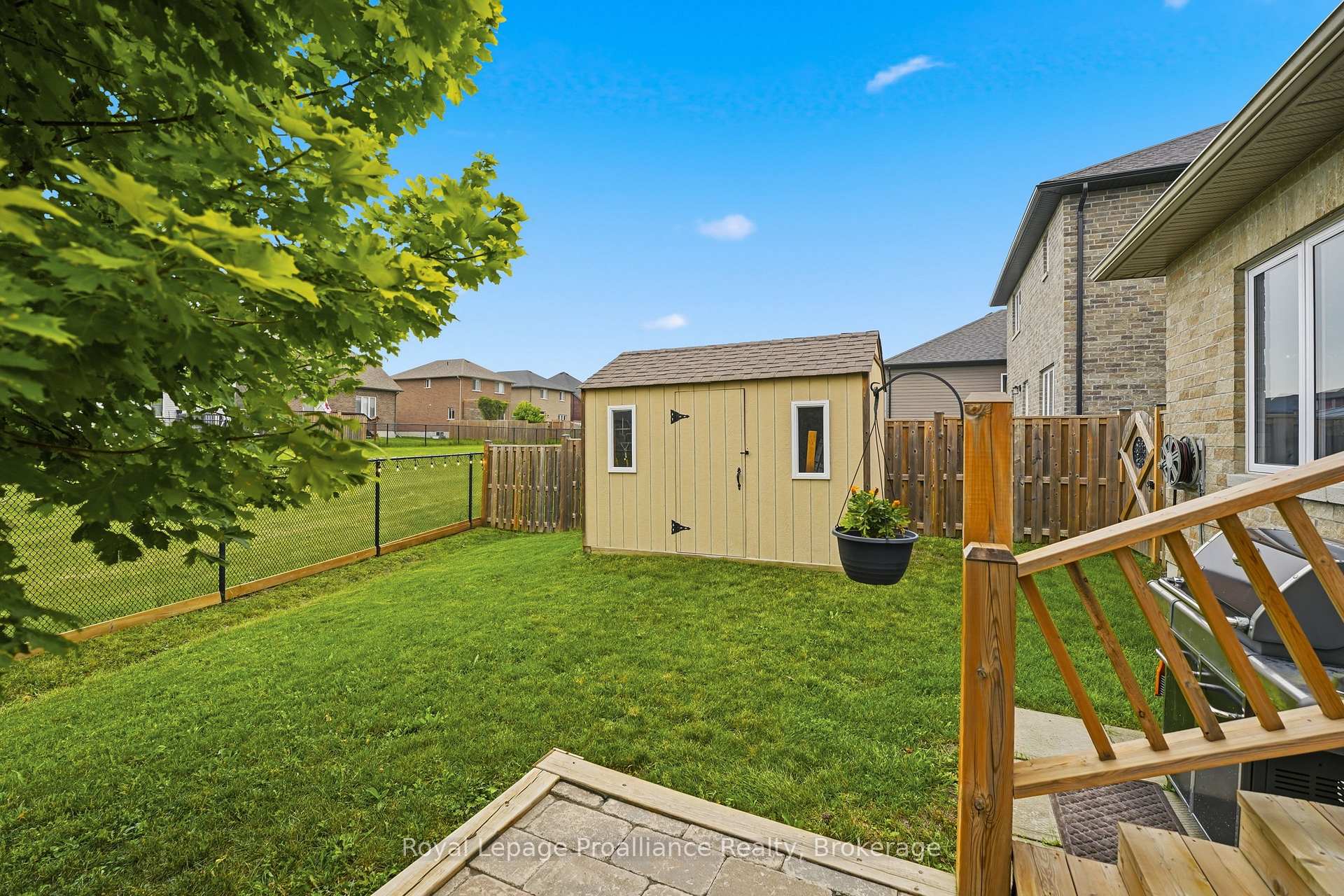 Photo 44 of 32 Walnut Crescent, Belleville, Thurlow Ward — HOMEH