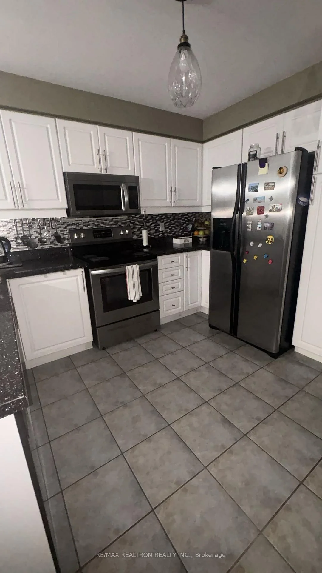 Photo 13 of 46 Cloughley Drive, Barrie, Northwest — HOMEH