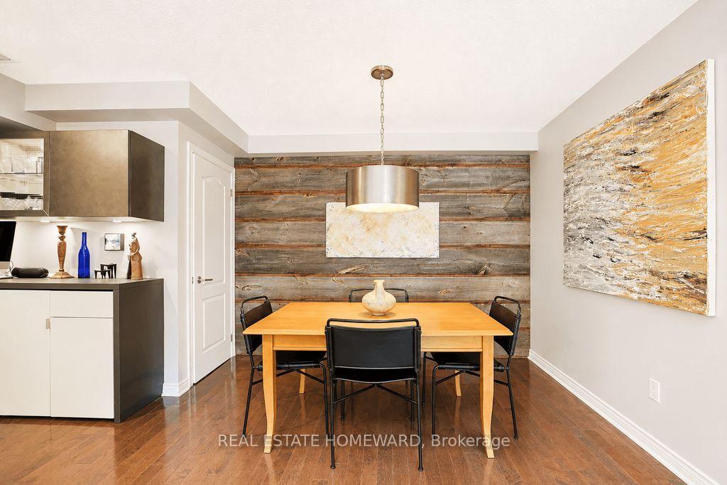 Photo 6 of Unit 304, 1941 Queen Street E, Toronto, The Beaches — HOMEH