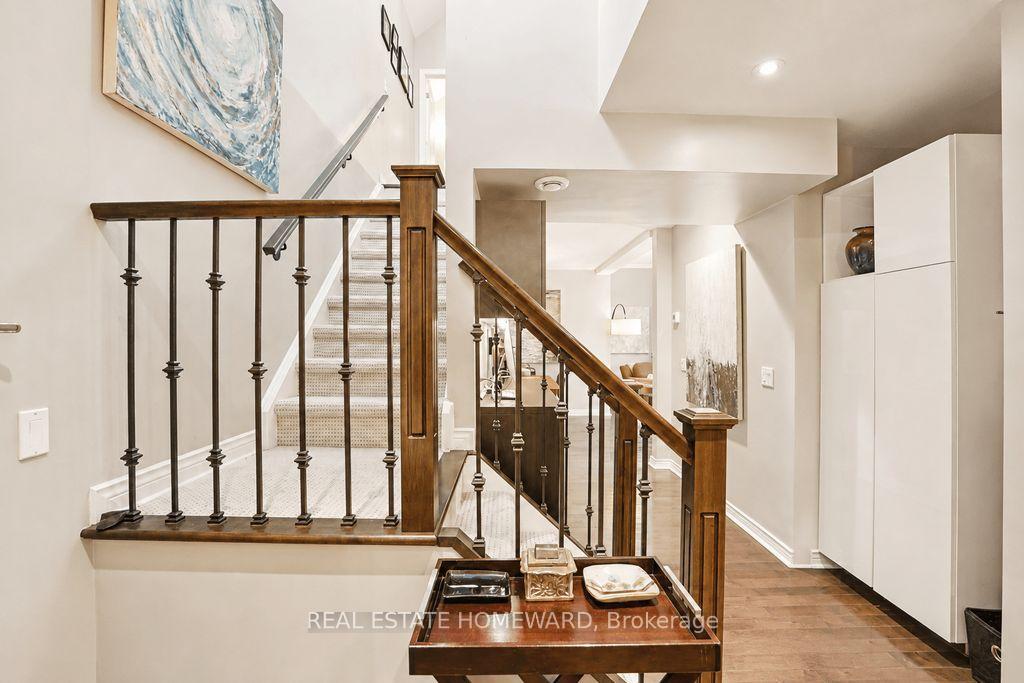 Photo 18 of Unit 304, 1941 Queen Street E, Toronto, The Beaches — HOMEH