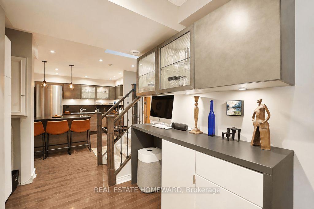 Photo 25 of Unit 304, 1941 Queen Street E, Toronto, The Beaches — HOMEH