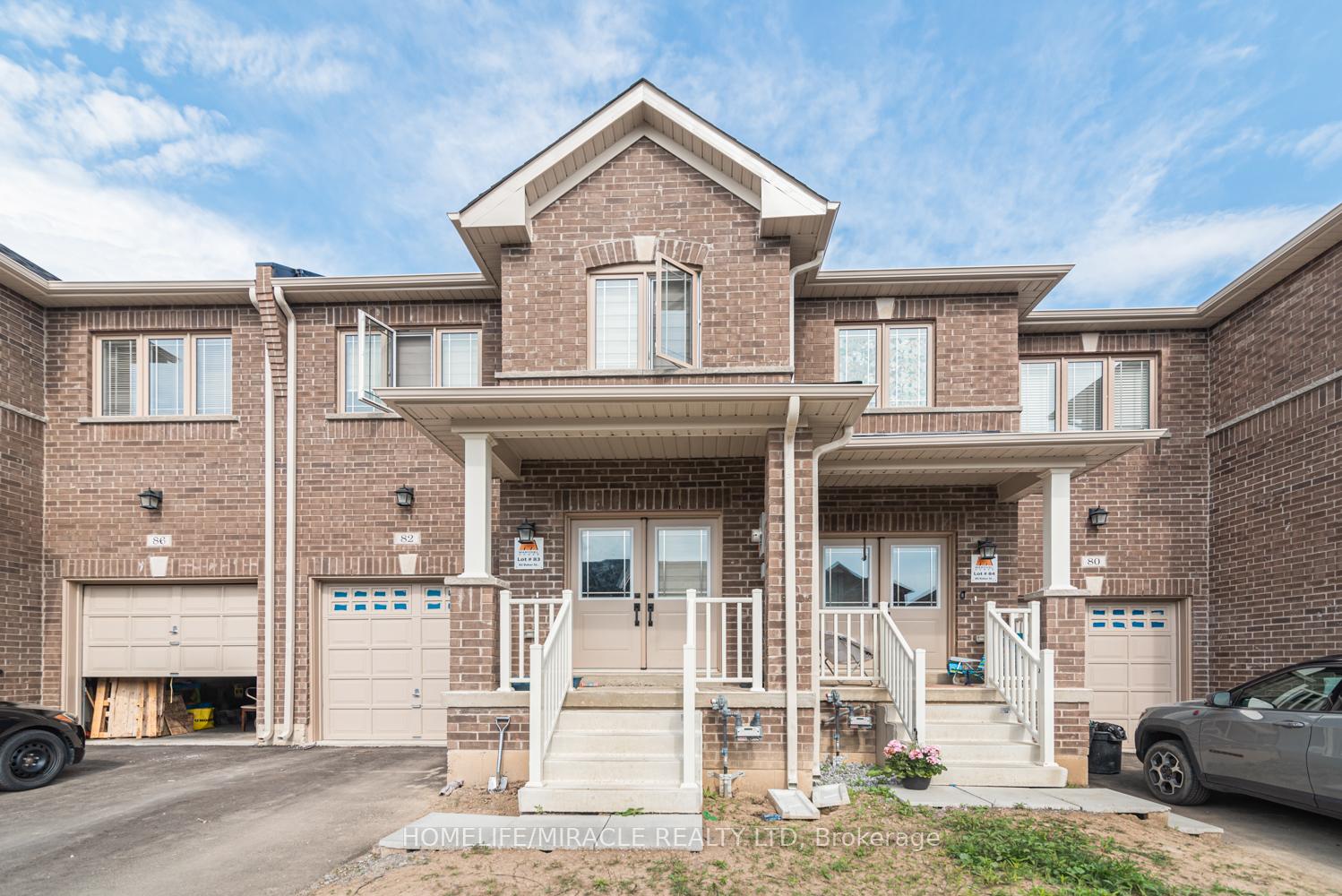 Photo 2 of 82 Baker Street, Thorold, Thorold Downtown — HOMEH