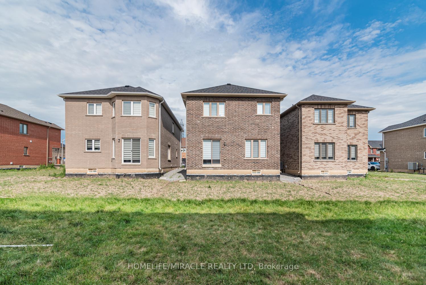 Photo 27 of 82 Baker Street, Thorold, Thorold Downtown — HOMEH