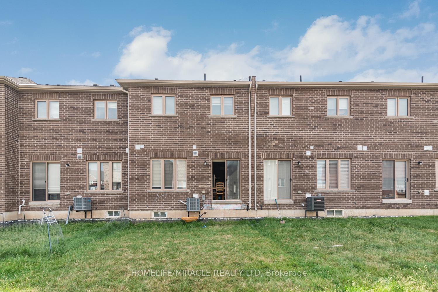 Photo 28 of 82 Baker Street, Thorold, Thorold Downtown — HOMEH