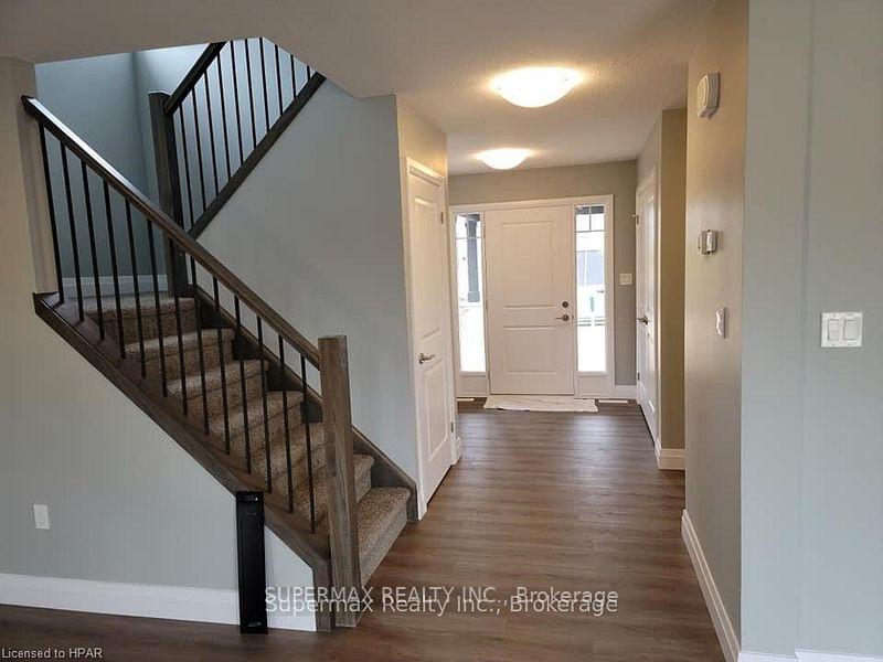 Photo 3 of 657 Ketter Way, Plympton-Wyoming, Plympton Wyoming — HOMEH