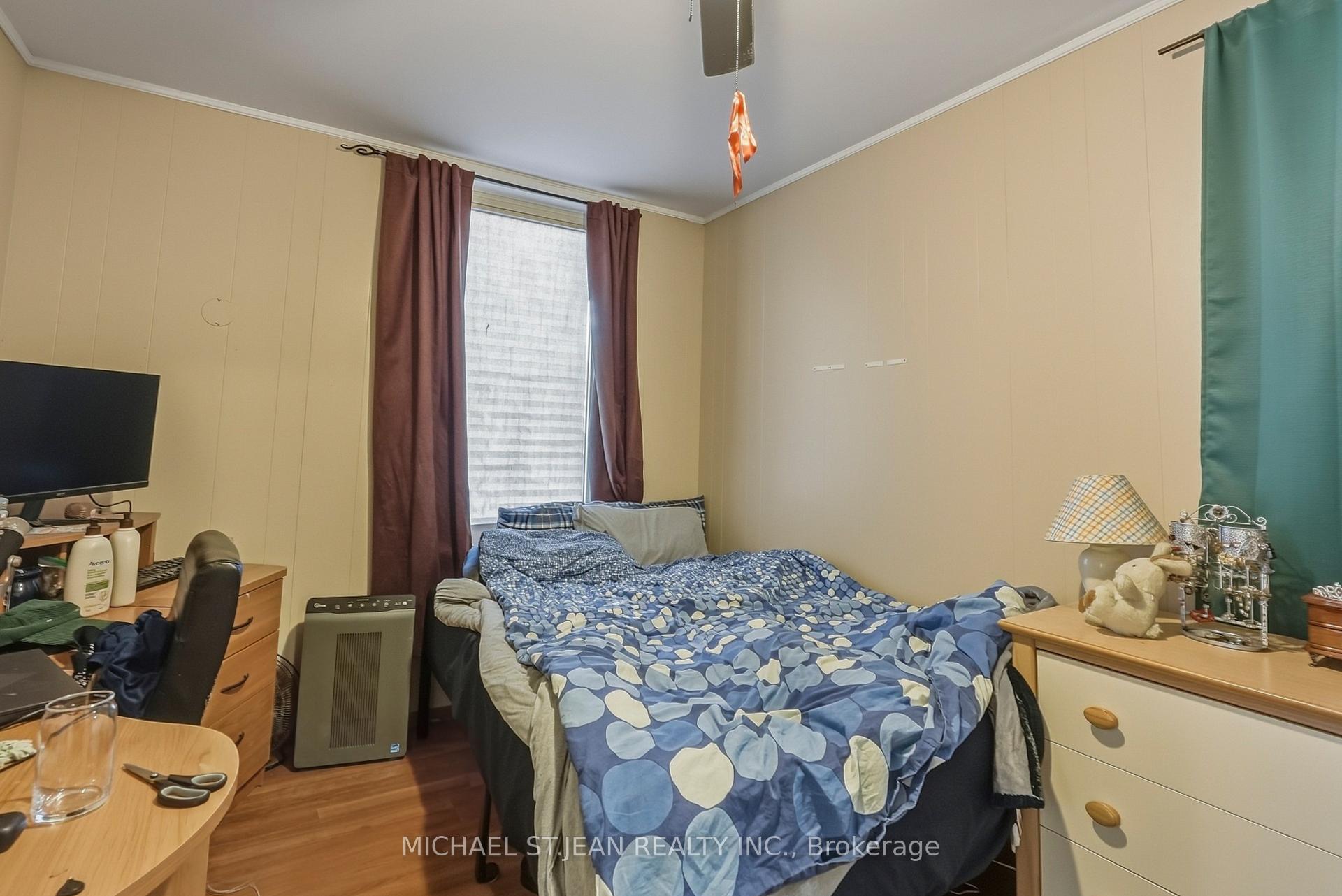 Photo 19 of 84 West Avenue S, Hamilton, Stinson — HOMEH