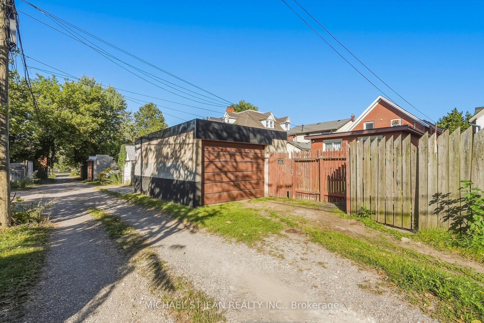 Photo 50 of 84 West Avenue S, Hamilton, Stinson — HOMEH