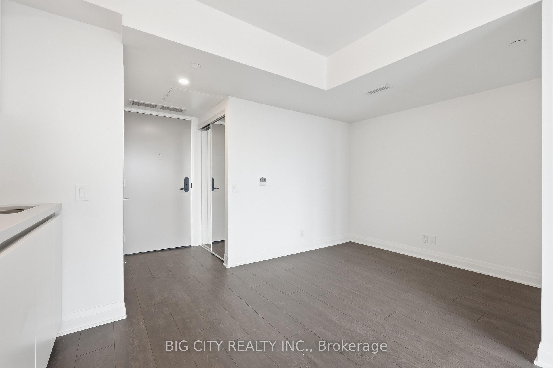 Photo 7 of Unit 1908, 25 Frederick Todd Way, Toronto, Thorncliffe Park — HOMEH
