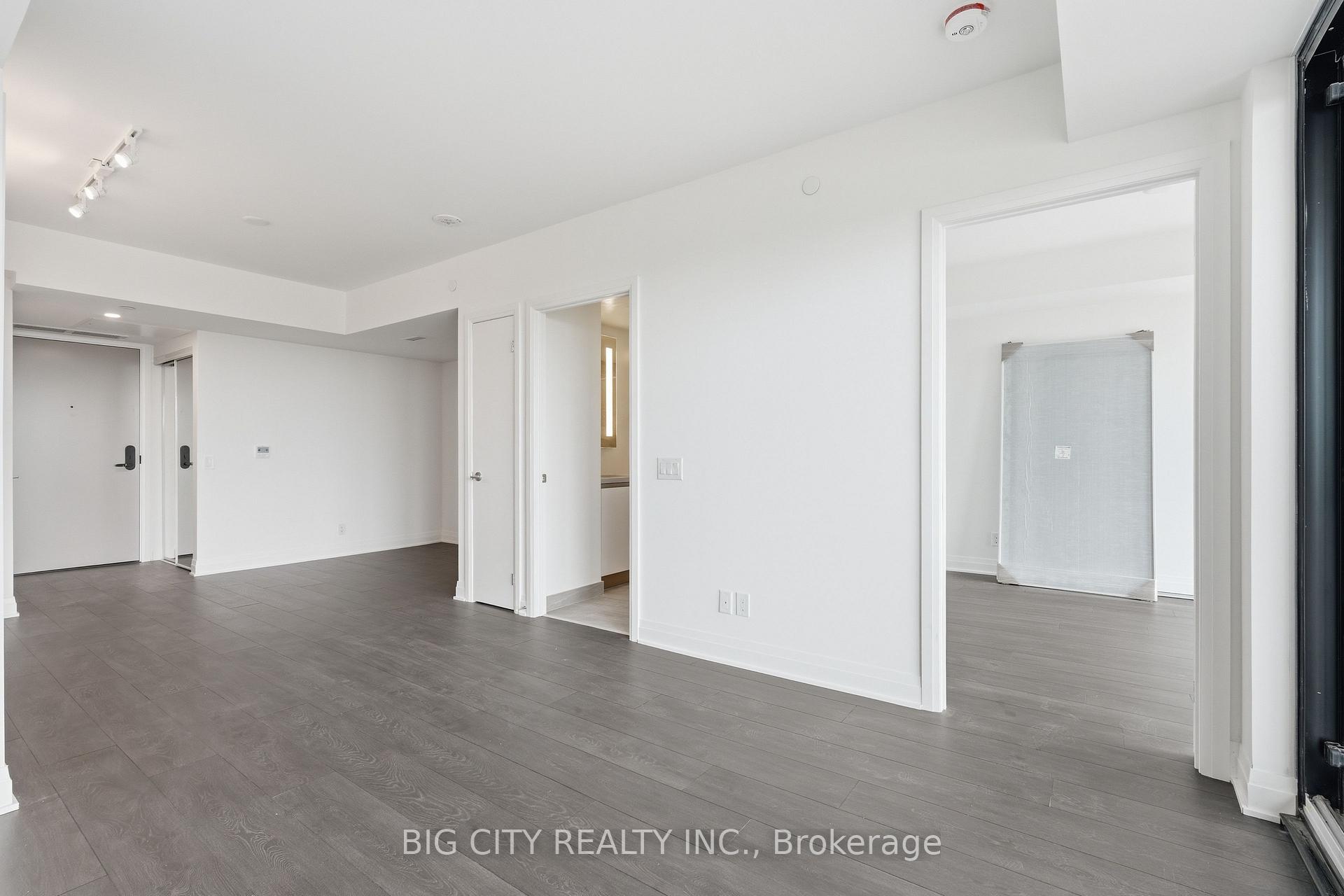 Photo 12 of Unit 1908, 25 Frederick Todd Way, Toronto, Thorncliffe Park — HOMEH