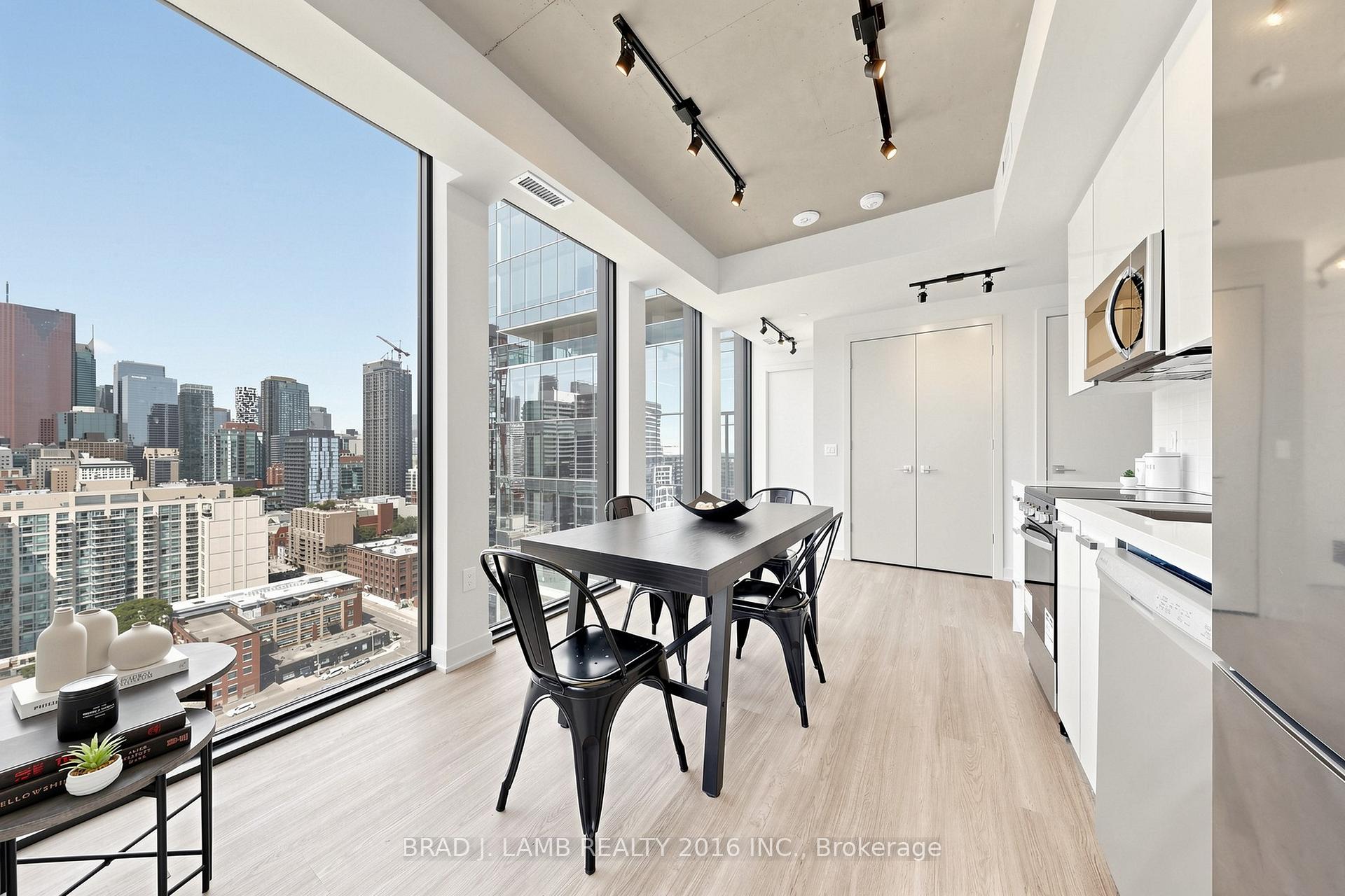 Photo 10 of Unit 2004, 284 King Street E, Toronto, Moss Park — HOMEH