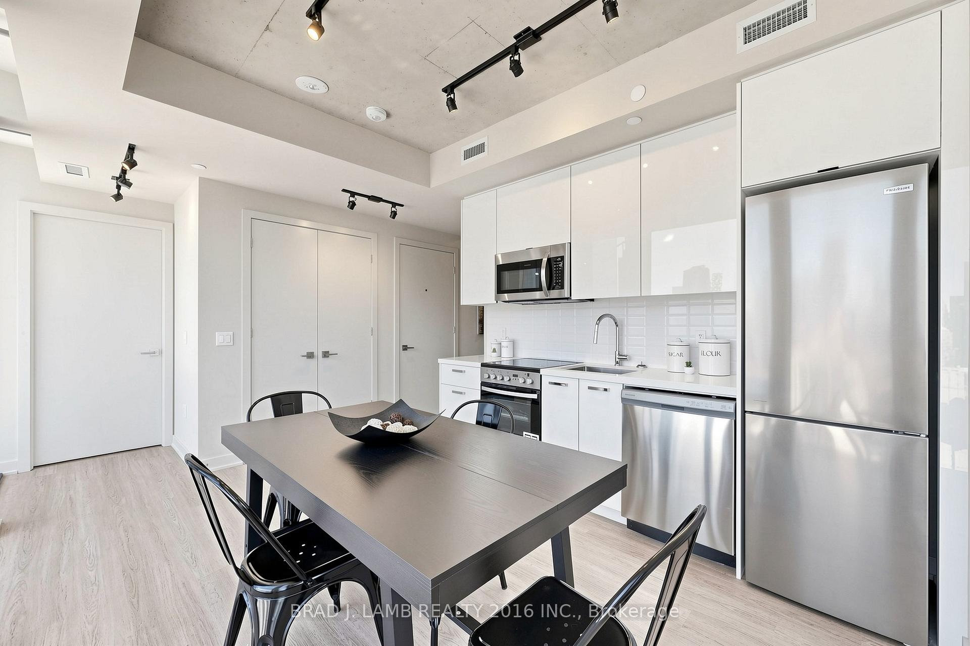 Photo 11 of Unit 2004, 284 King Street E, Toronto, Moss Park — HOMEH