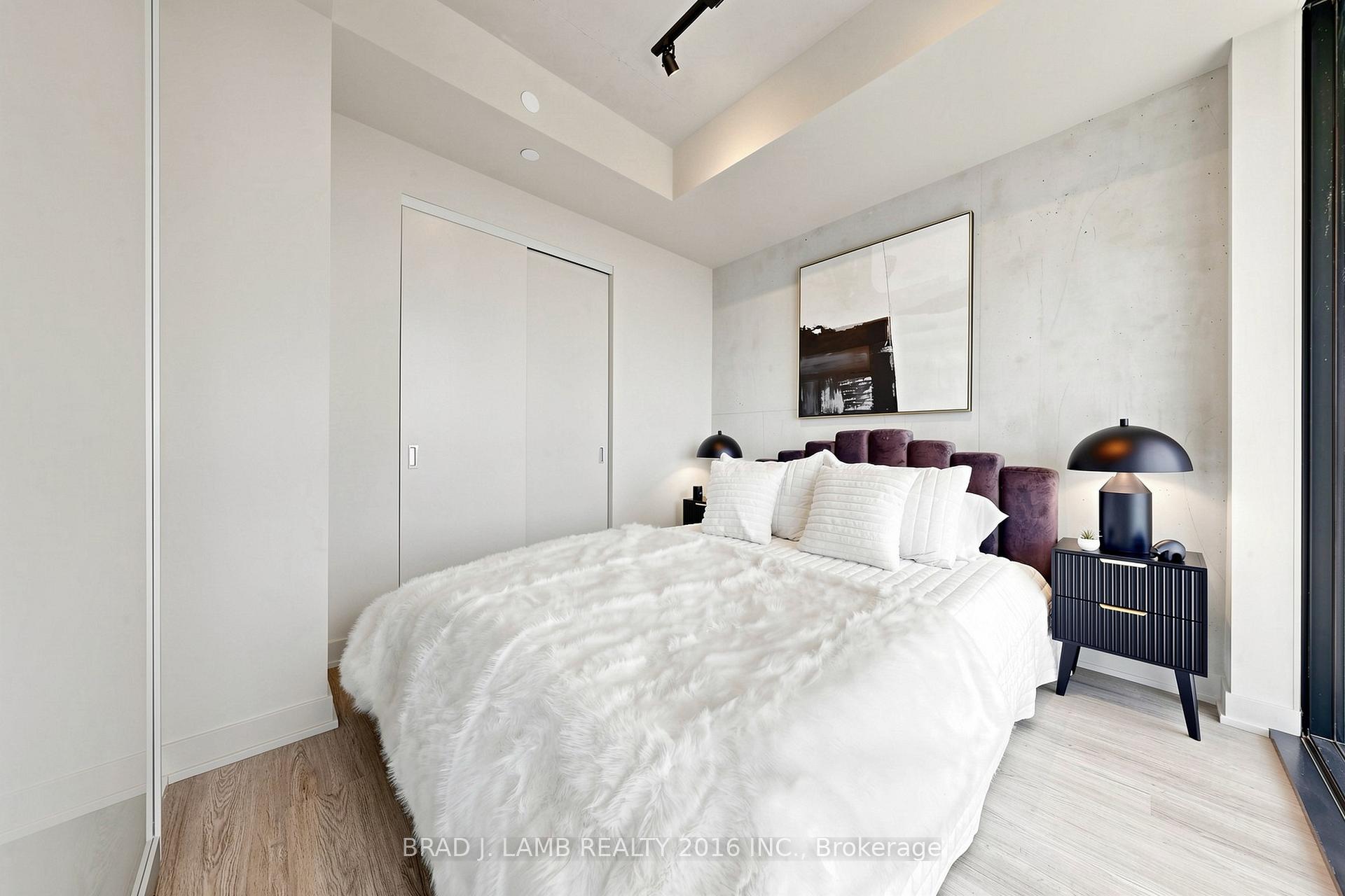 Photo 19 of Unit 2004, 284 King Street E, Toronto, Moss Park — HOMEH