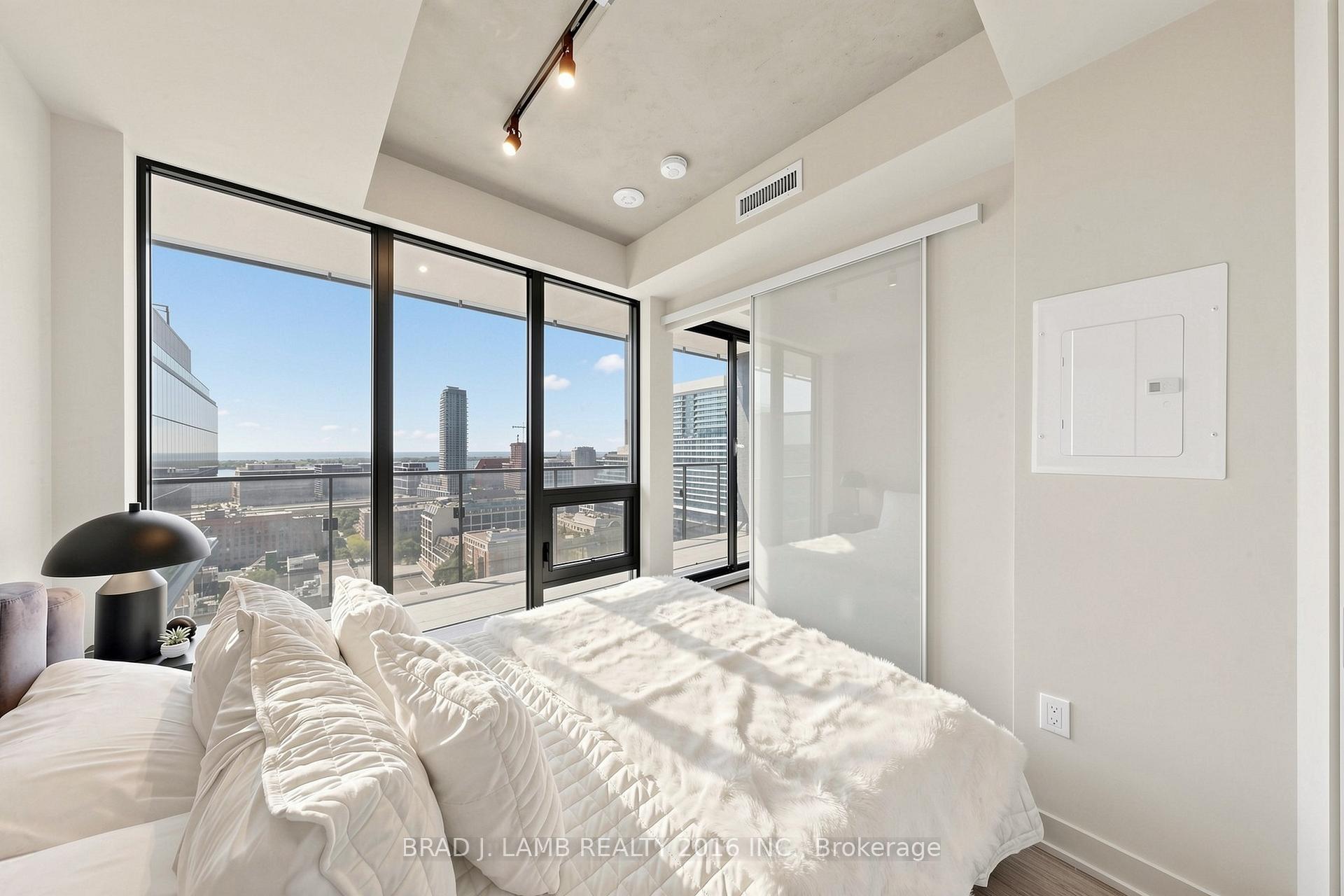 Photo 21 of Unit 2004, 284 King Street E, Toronto, Moss Park — HOMEH