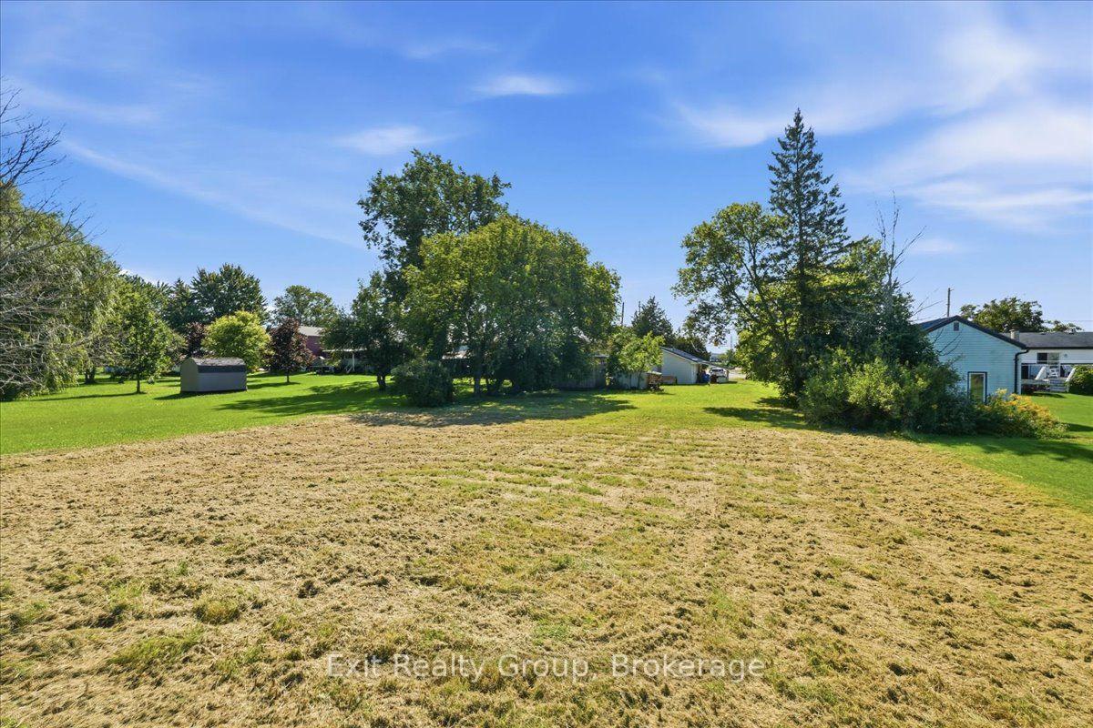 Photo 3 of 2298 Hamilton Road, Quinte West, Sidney Ward — HOMEH