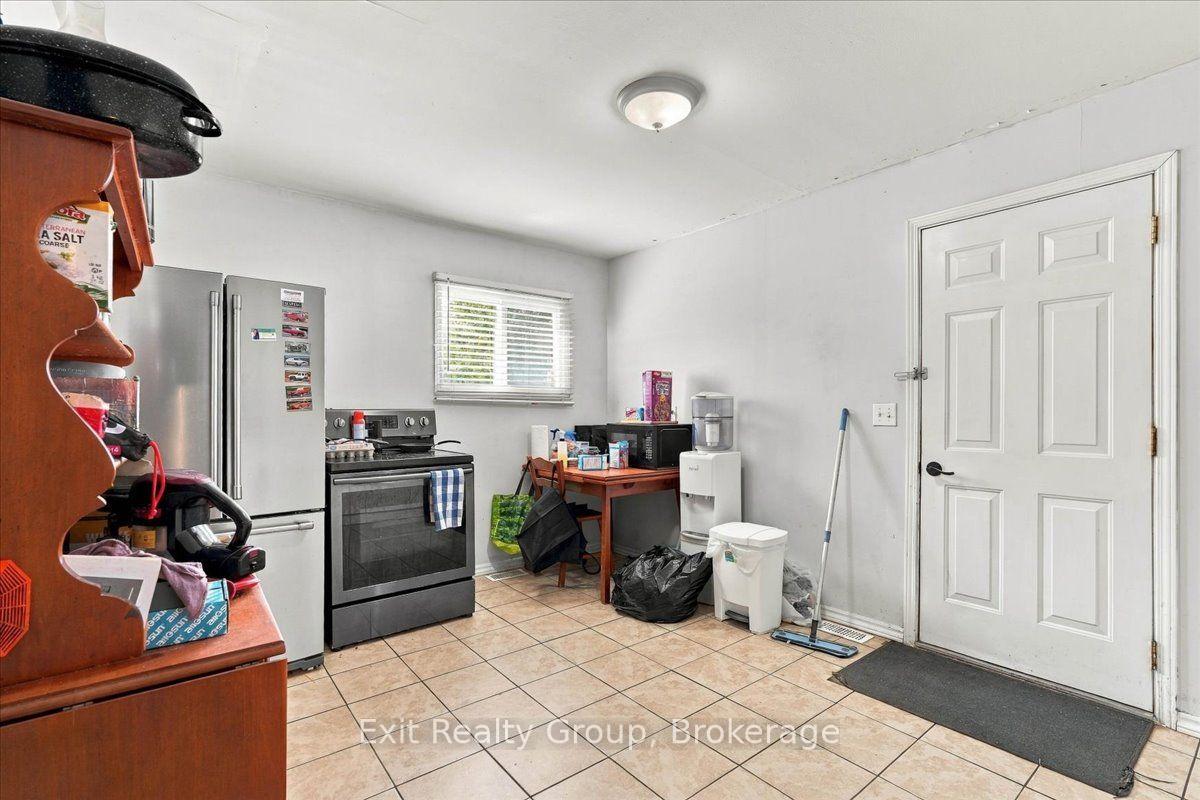Photo 5 of 2298 Hamilton Road, Quinte West, Sidney Ward — HOMEH