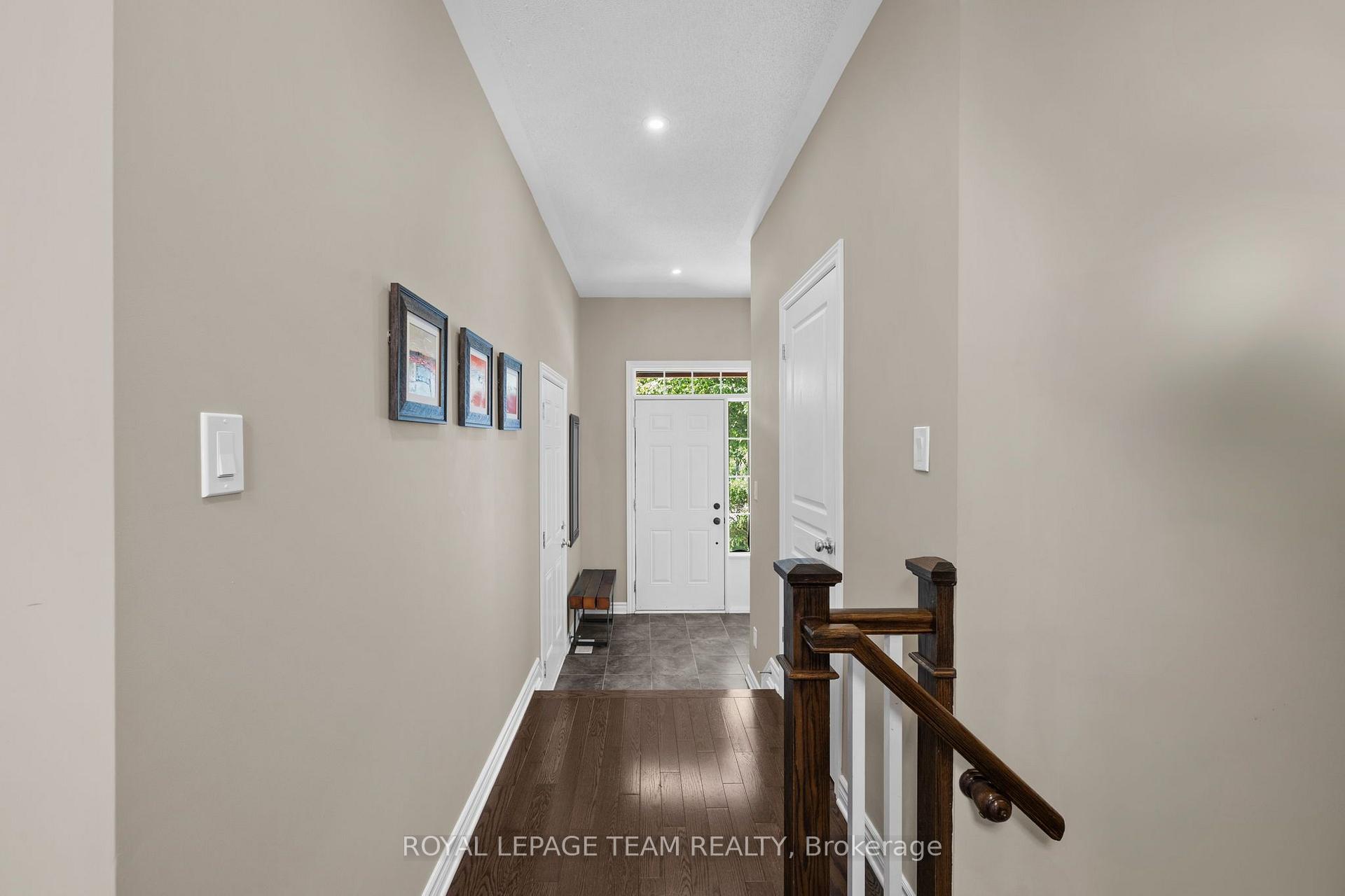 Photo 3 of 1196 Tischart Crescent, Ottawa, Kanata - Kanata Lakes/Heritage Hills — HOMEH