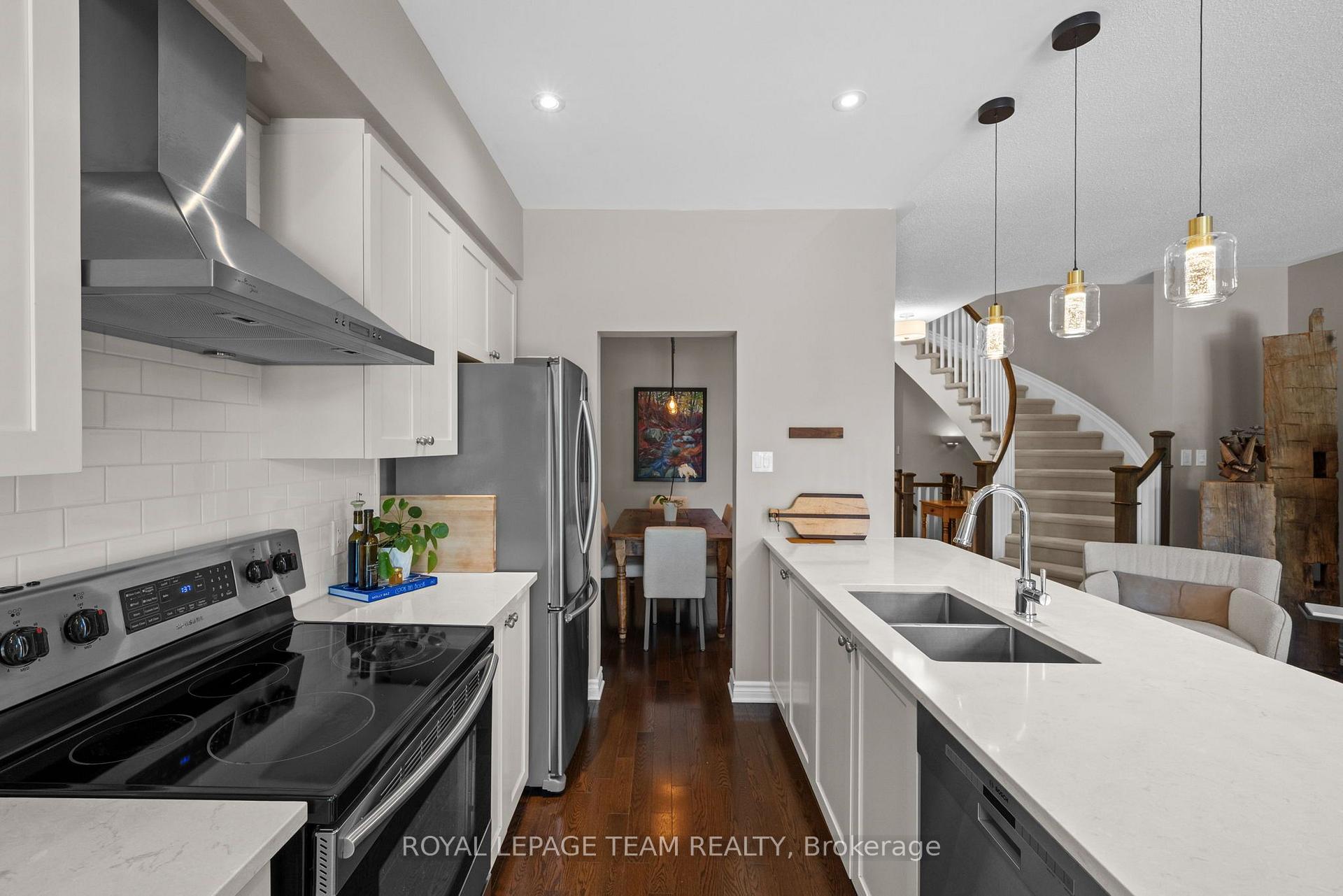 Photo 13 of 1196 Tischart Crescent, Ottawa, Kanata - Kanata Lakes/Heritage Hills — HOMEH