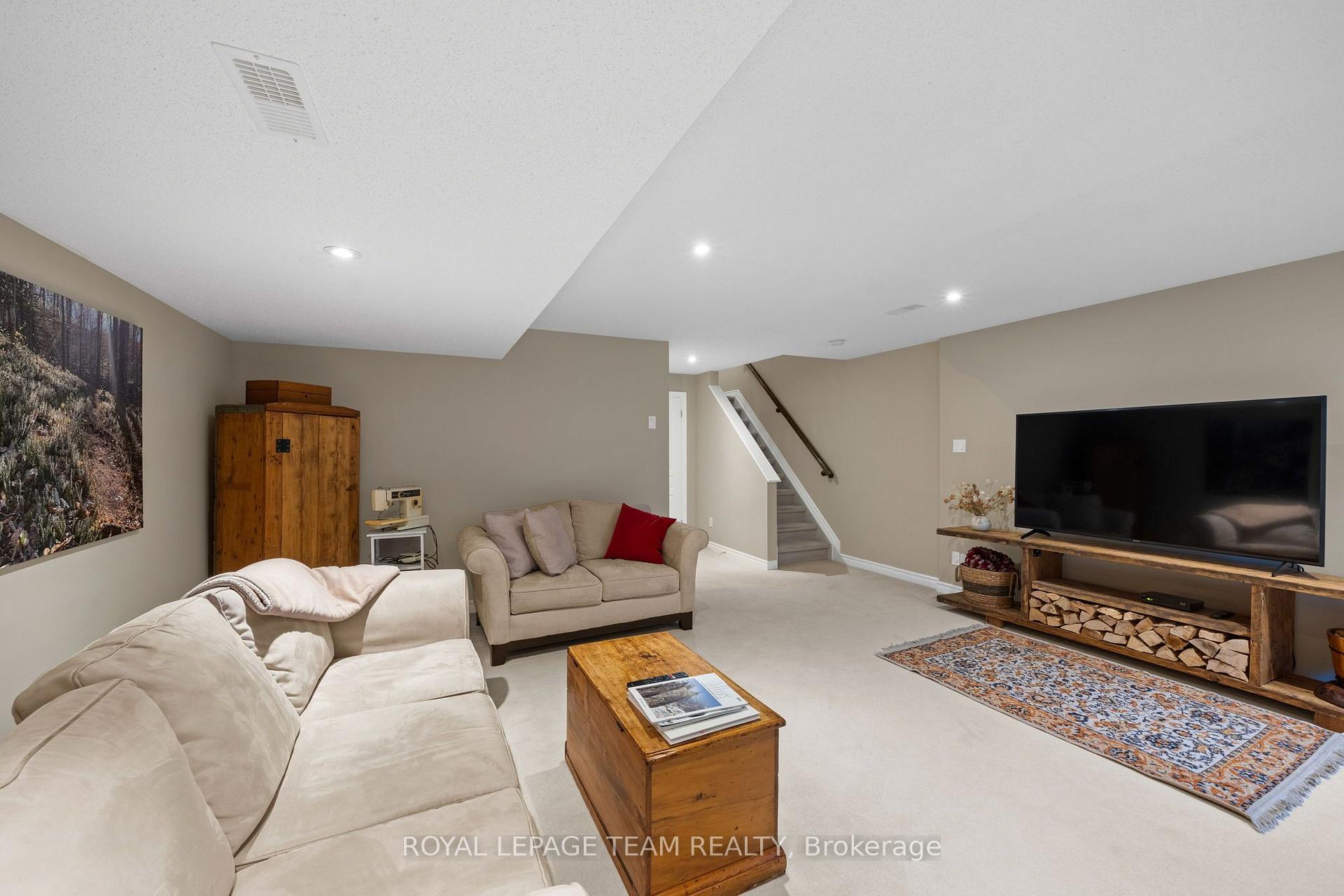 Photo 33 of 1196 Tischart Crescent, Ottawa, Kanata - Kanata Lakes/Heritage Hills — HOMEH