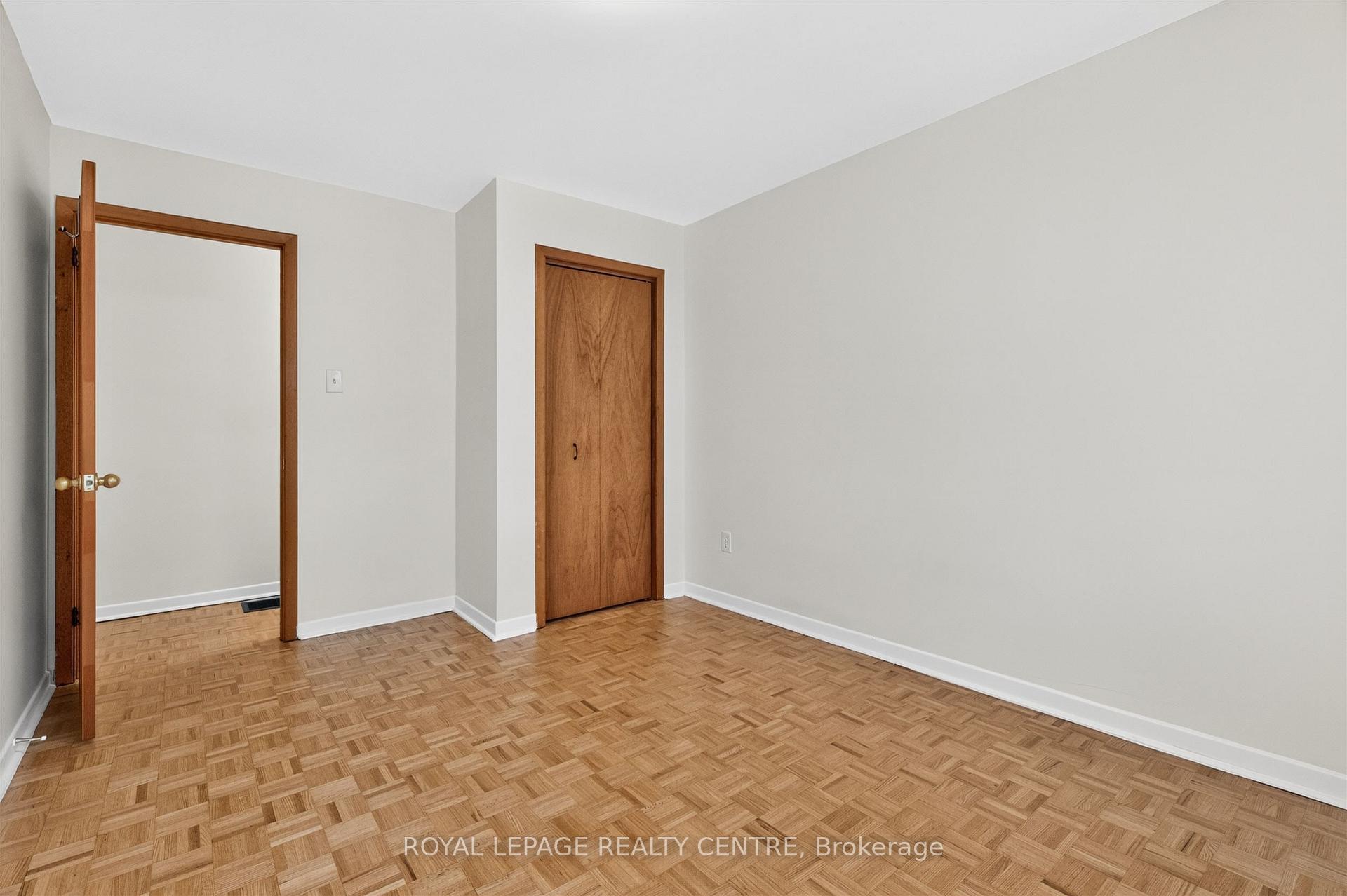Photo 10 of Unit Upper, 55 Russett Avenue, Toronto, Dovercourt-Wallace Emerson-Junction — HOMEH