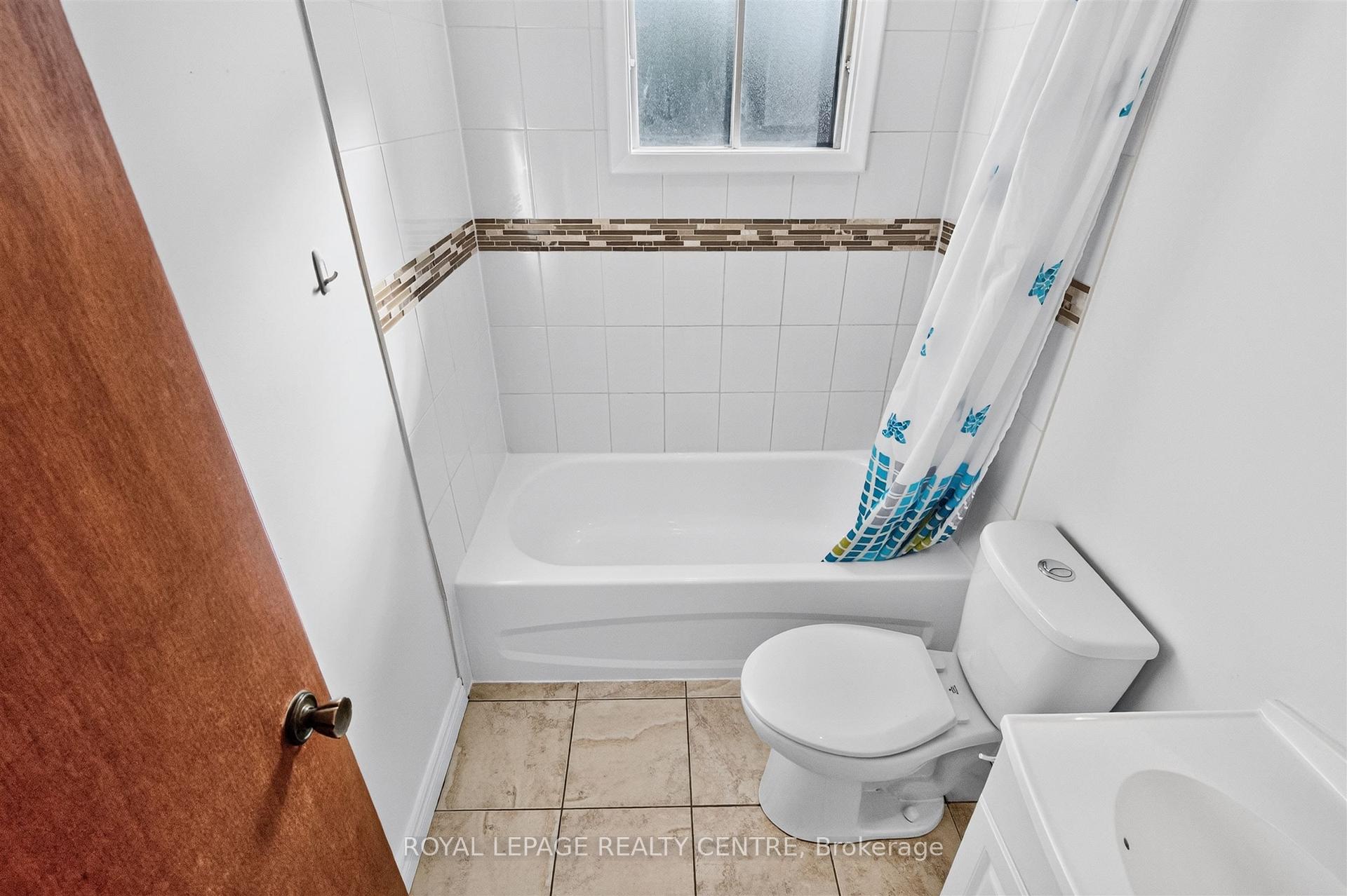 Photo 20 of Unit Upper, 55 Russett Avenue, Toronto, Dovercourt-Wallace Emerson-Junction — HOMEH