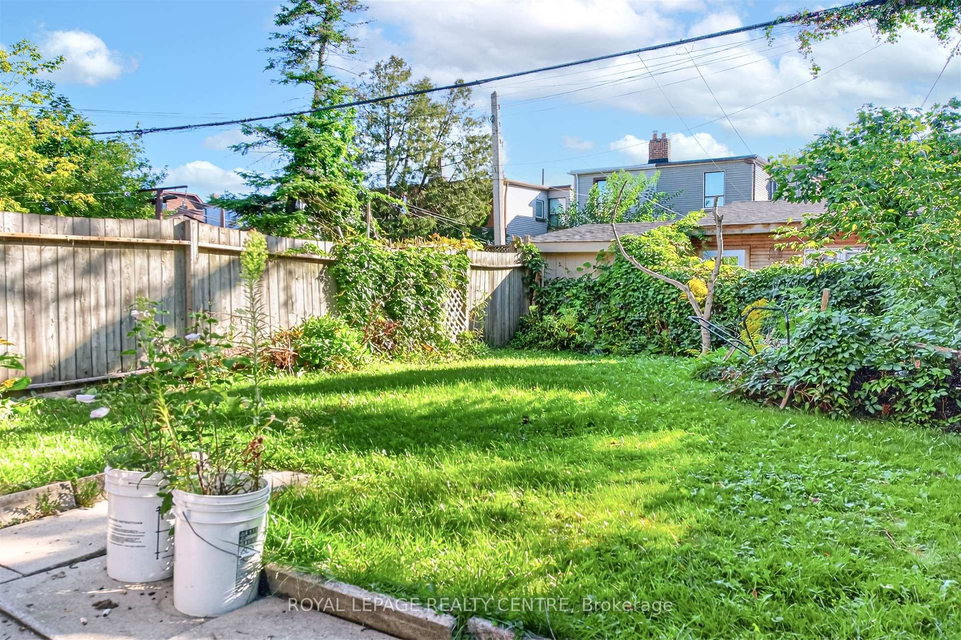 Photo 21 of Unit Upper, 55 Russett Avenue, Toronto, Dovercourt-Wallace Emerson-Junction — HOMEH
