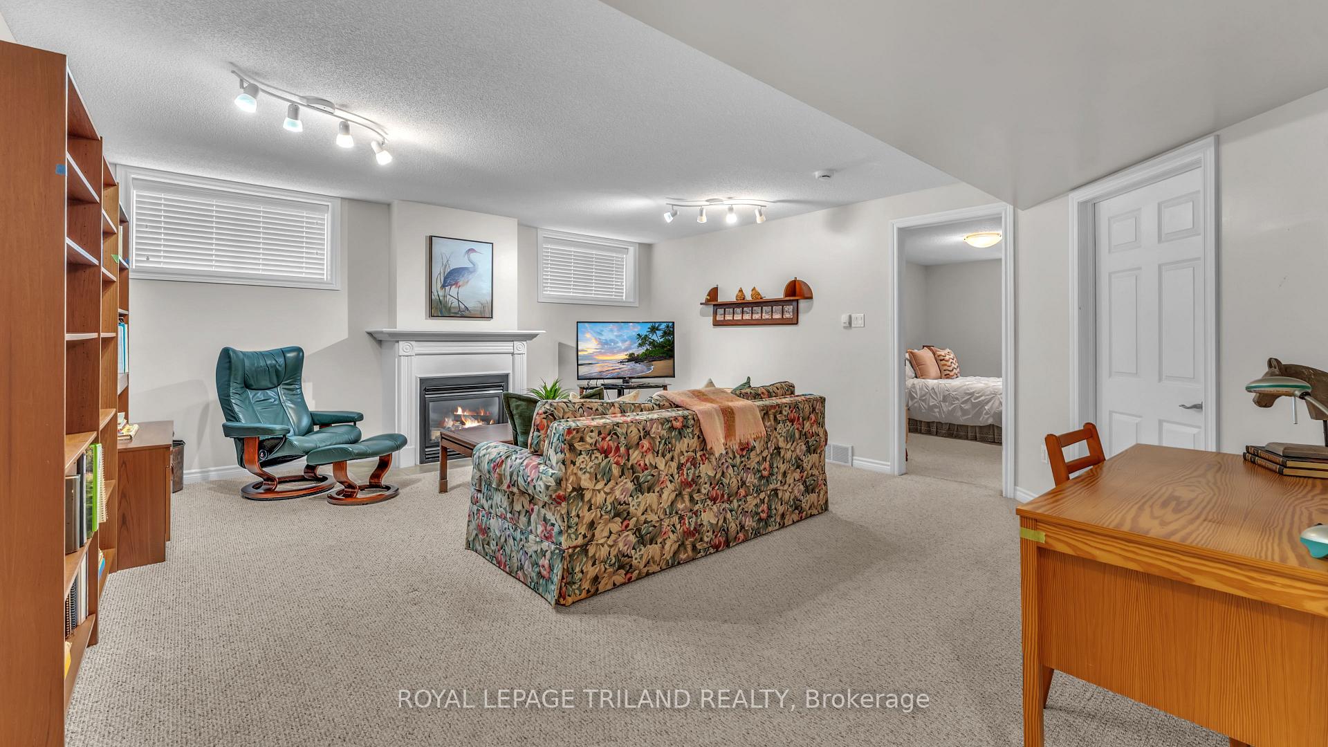 Photo 20 of Unit 31, 572 Thistlewood Drive, London, North C — HOMEH