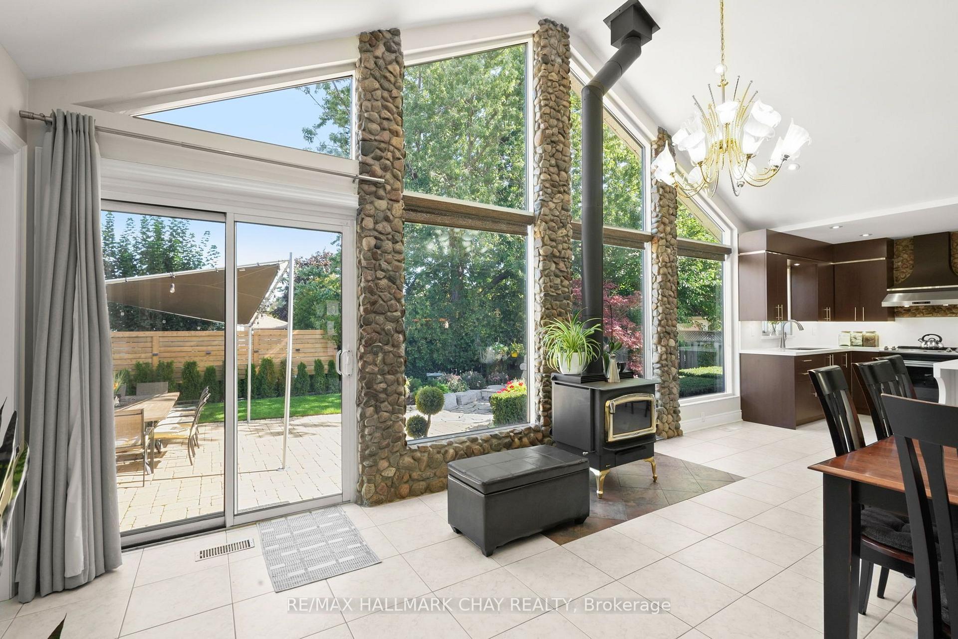 Photo 17 of 8 Grassington Crescent, Brampton, Northgate — HOMEH