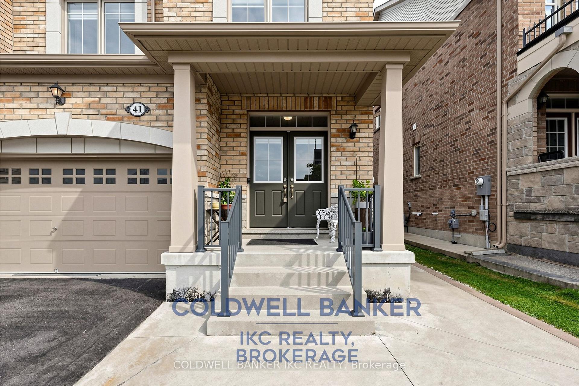 Photo 4 of 41 Merrybrook Trail N, Brampton, Northwest Brampton — HOMEH
