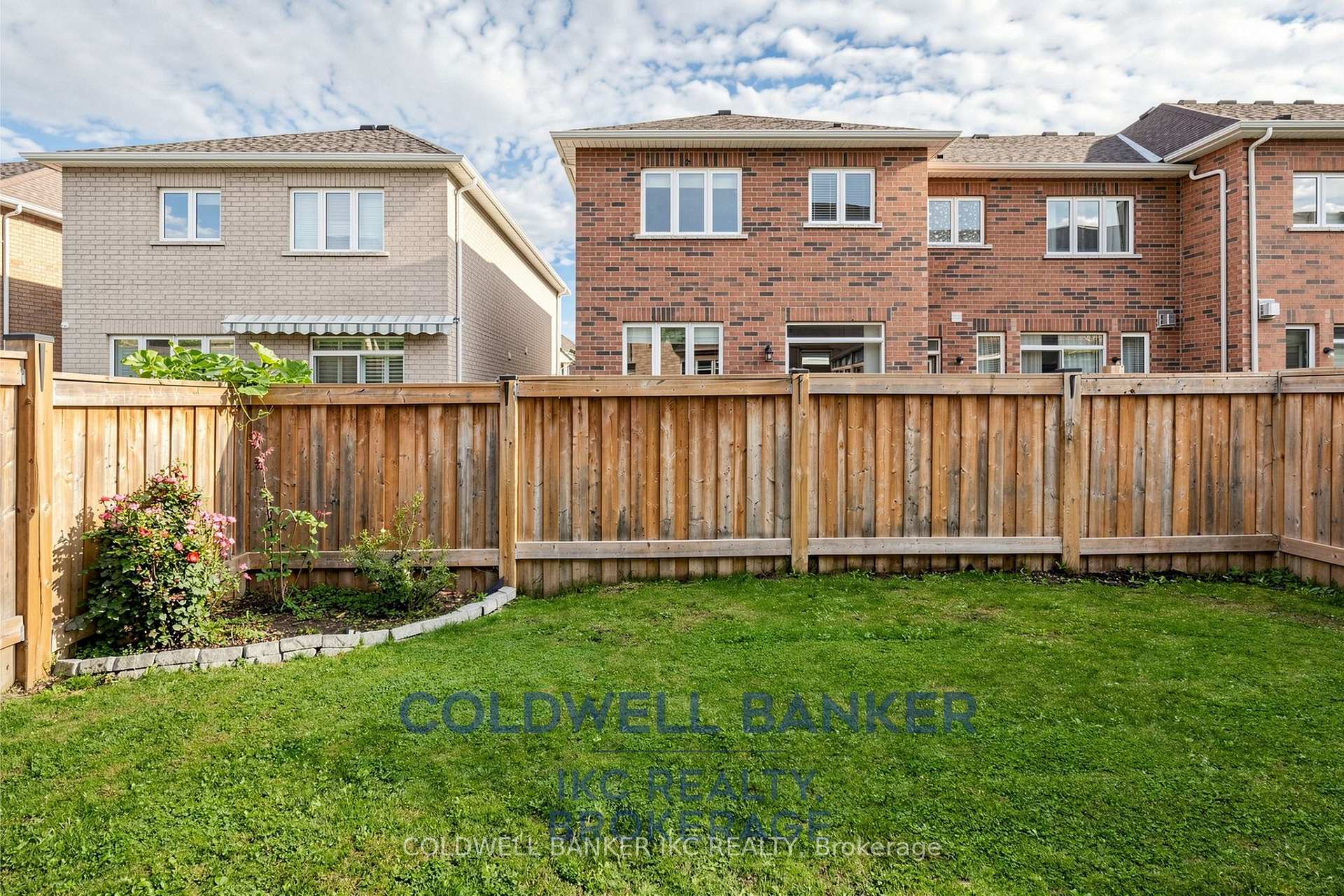 Photo 49 of 41 Merrybrook Trail N, Brampton, Northwest Brampton — HOMEH