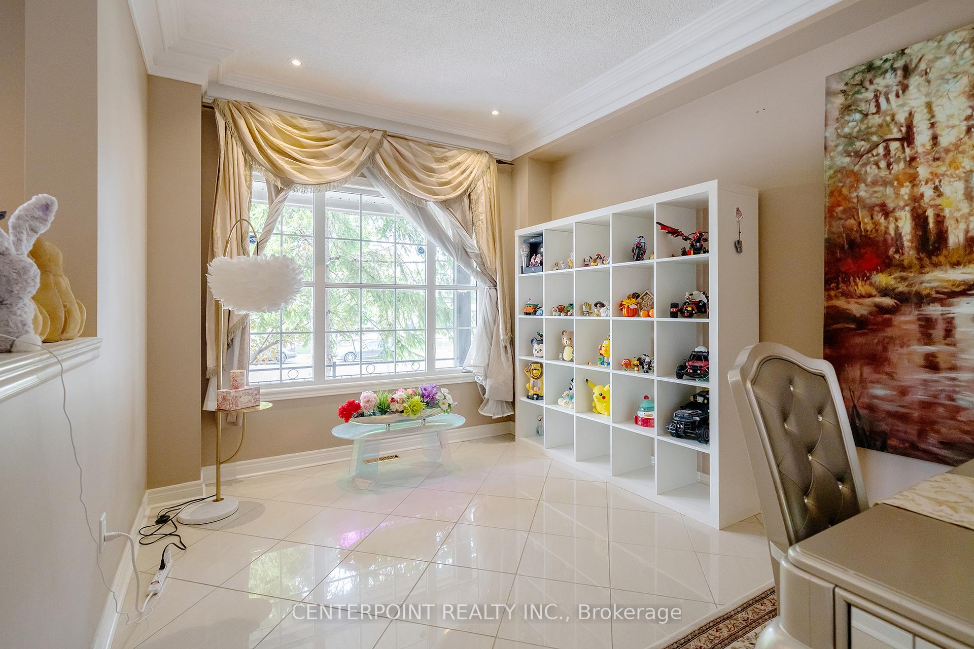 Photo 7 of 9 Summeridge Drive, Vaughan, Patterson — HOMEH
