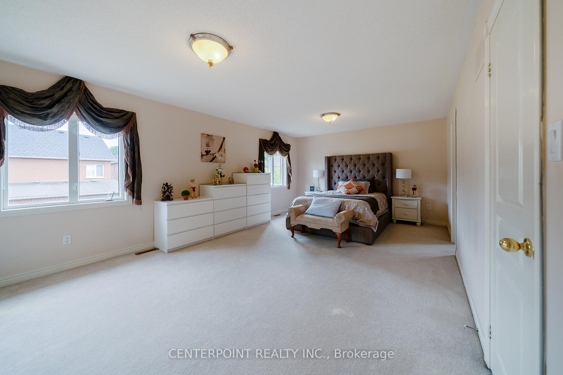 Photo 15 of 9 Summeridge Drive, Vaughan, Patterson — HOMEH
