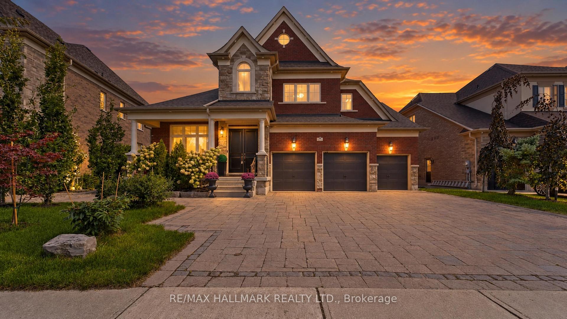 Photo 1 of 21 Skyline Trail, King, Nobleton — HOMEH