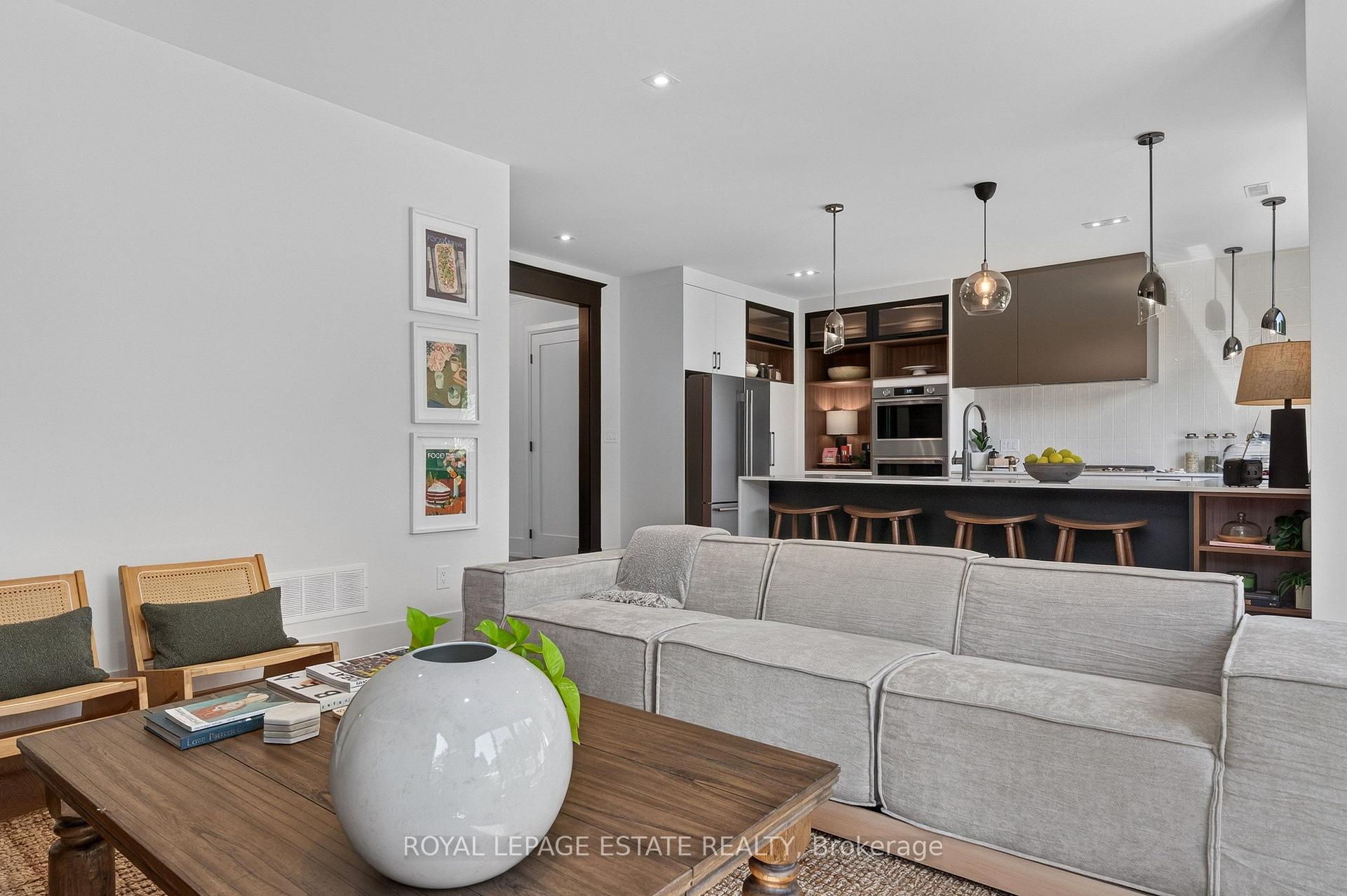 Photo 11 of 5 North Drive, Scarborough, Birchcliffe-Cliffside — HOMEH
