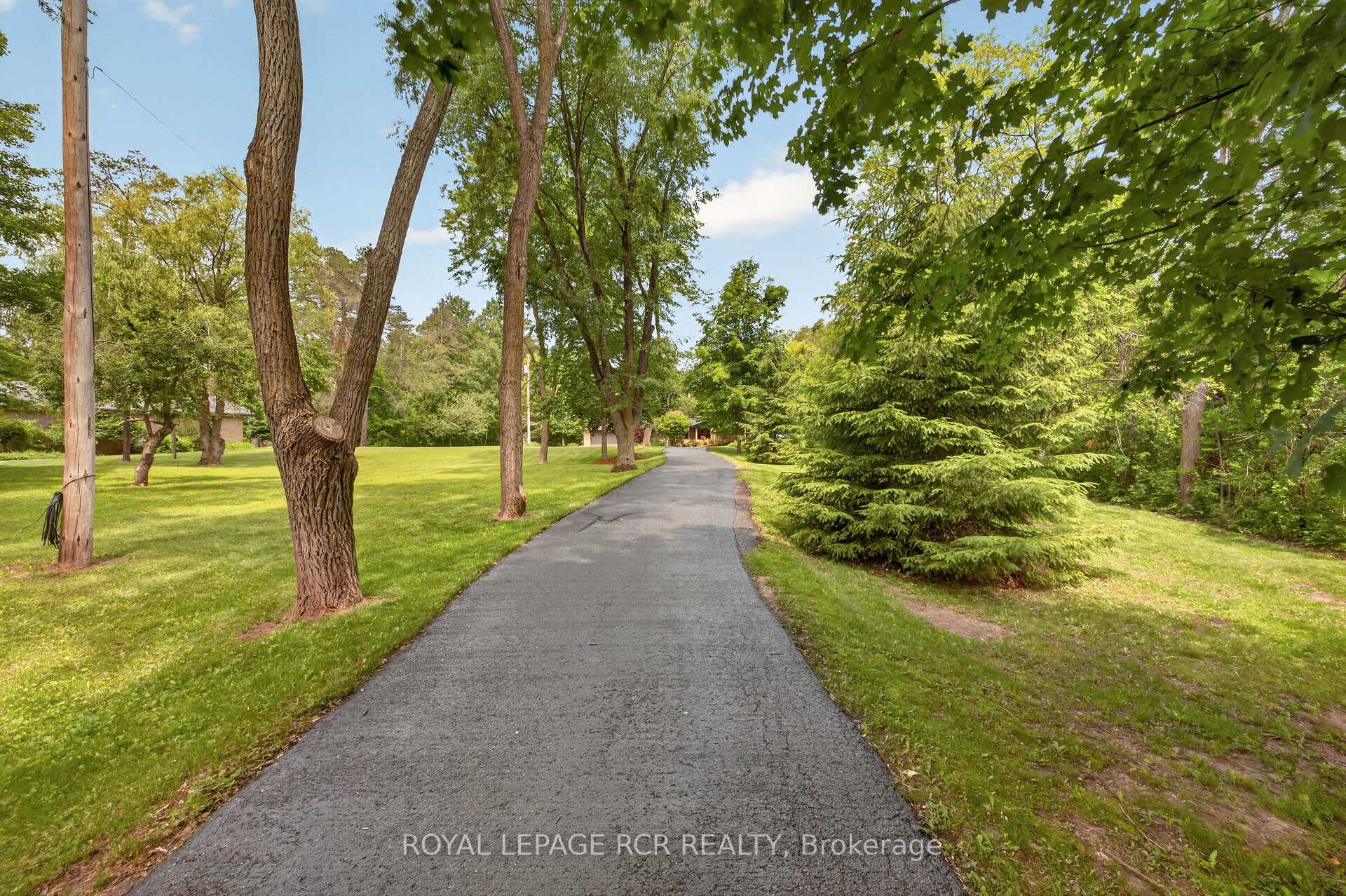 Photo 3 of 308339 Hockley Road, Mono, Rural Mono — HOMEH
