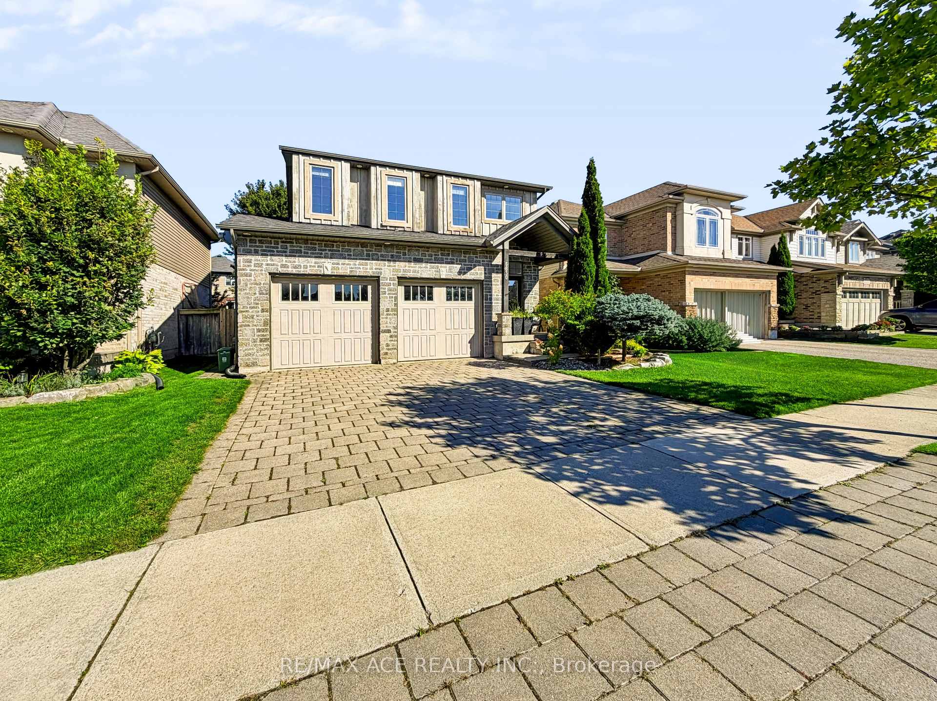 Photo 4 of 6830 Raleigh Boulevard, London, South V — HOMEH