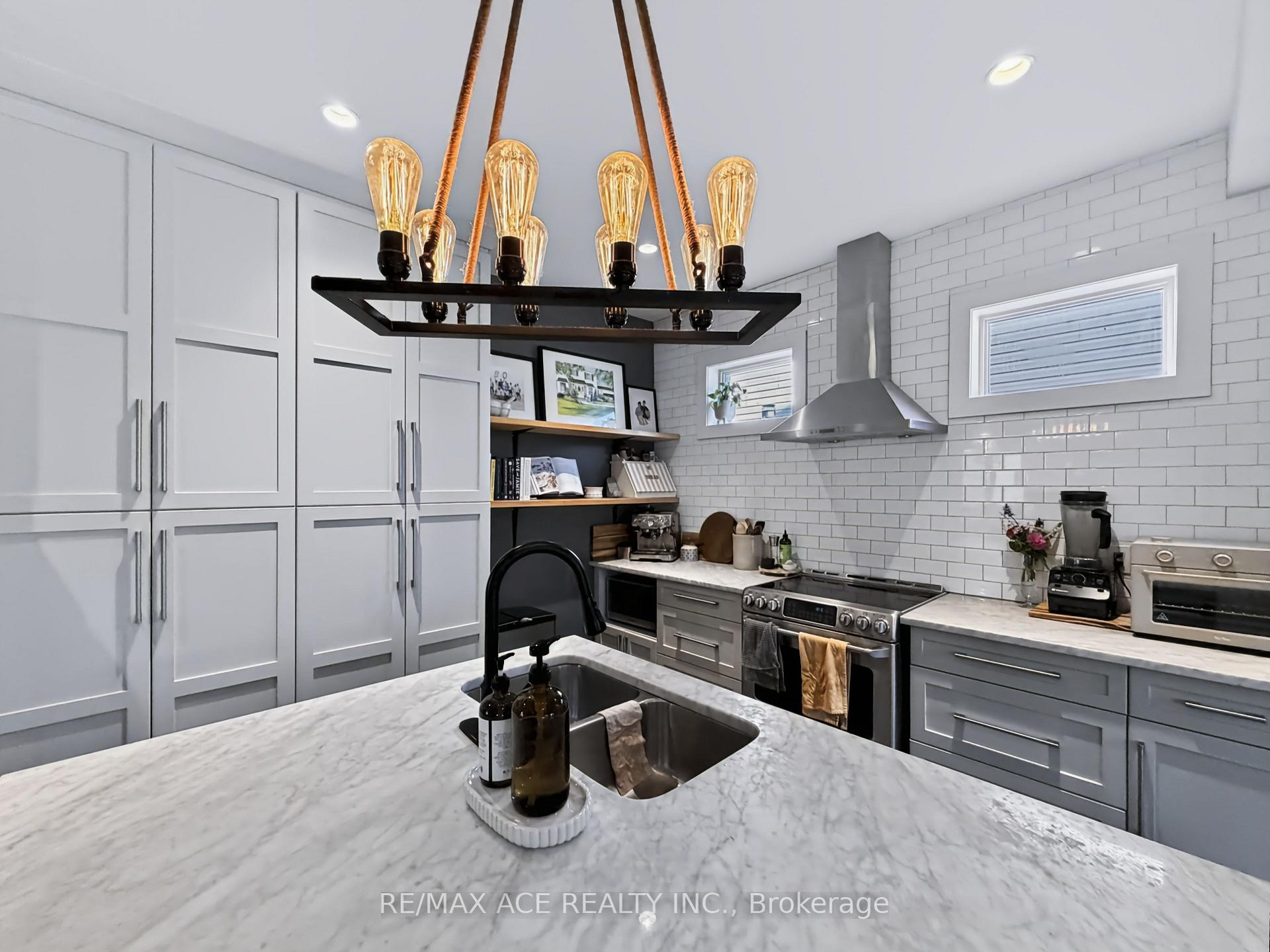 Photo 11 of 6830 Raleigh Boulevard, London, South V — HOMEH