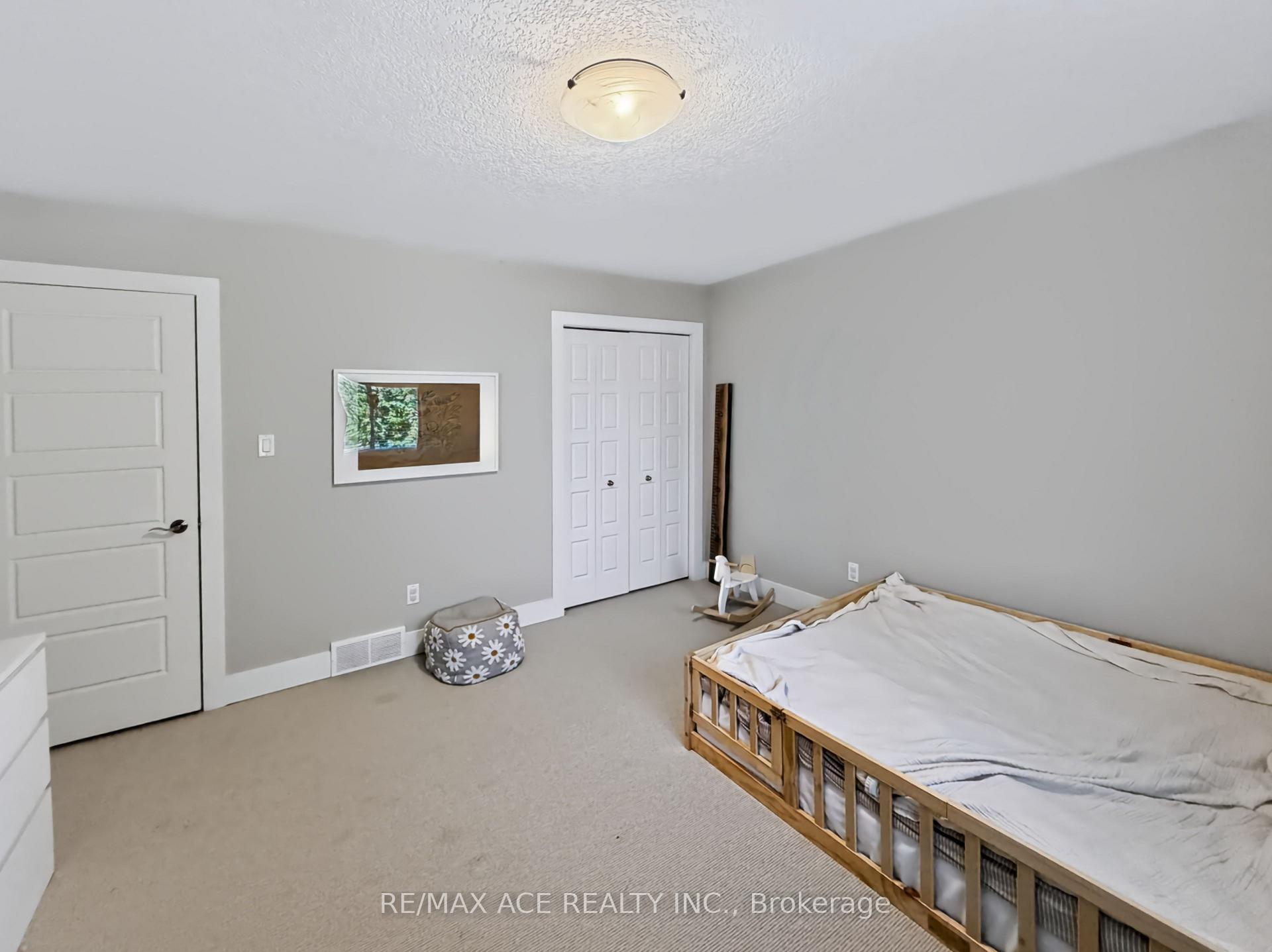 Photo 24 of 6830 Raleigh Boulevard, London, South V — HOMEH