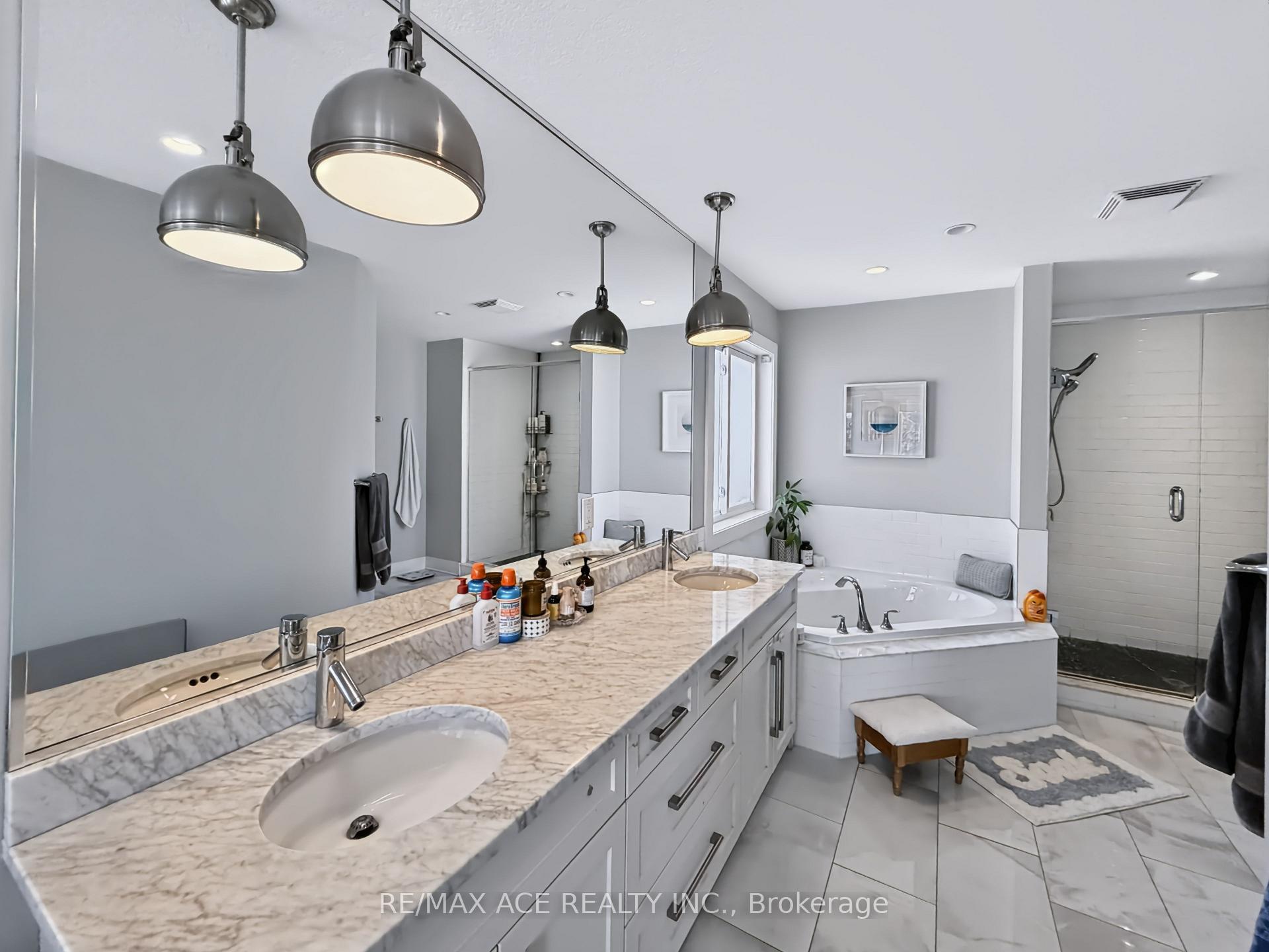 Photo 33 of 6830 Raleigh Boulevard, London, South V — HOMEH