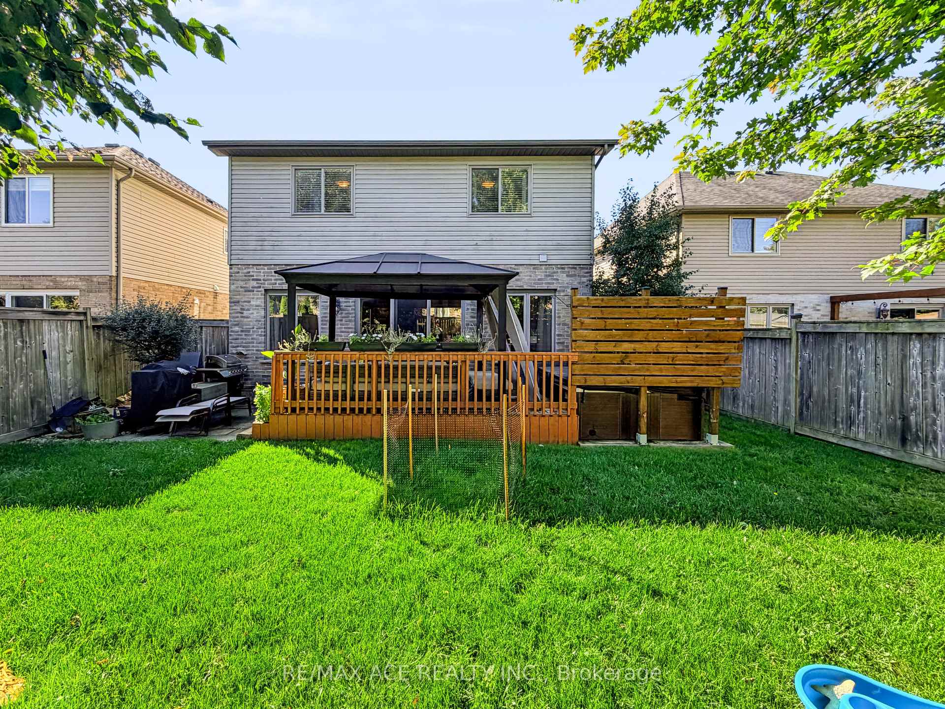 Photo 46 of 6830 Raleigh Boulevard, London, South V — HOMEH