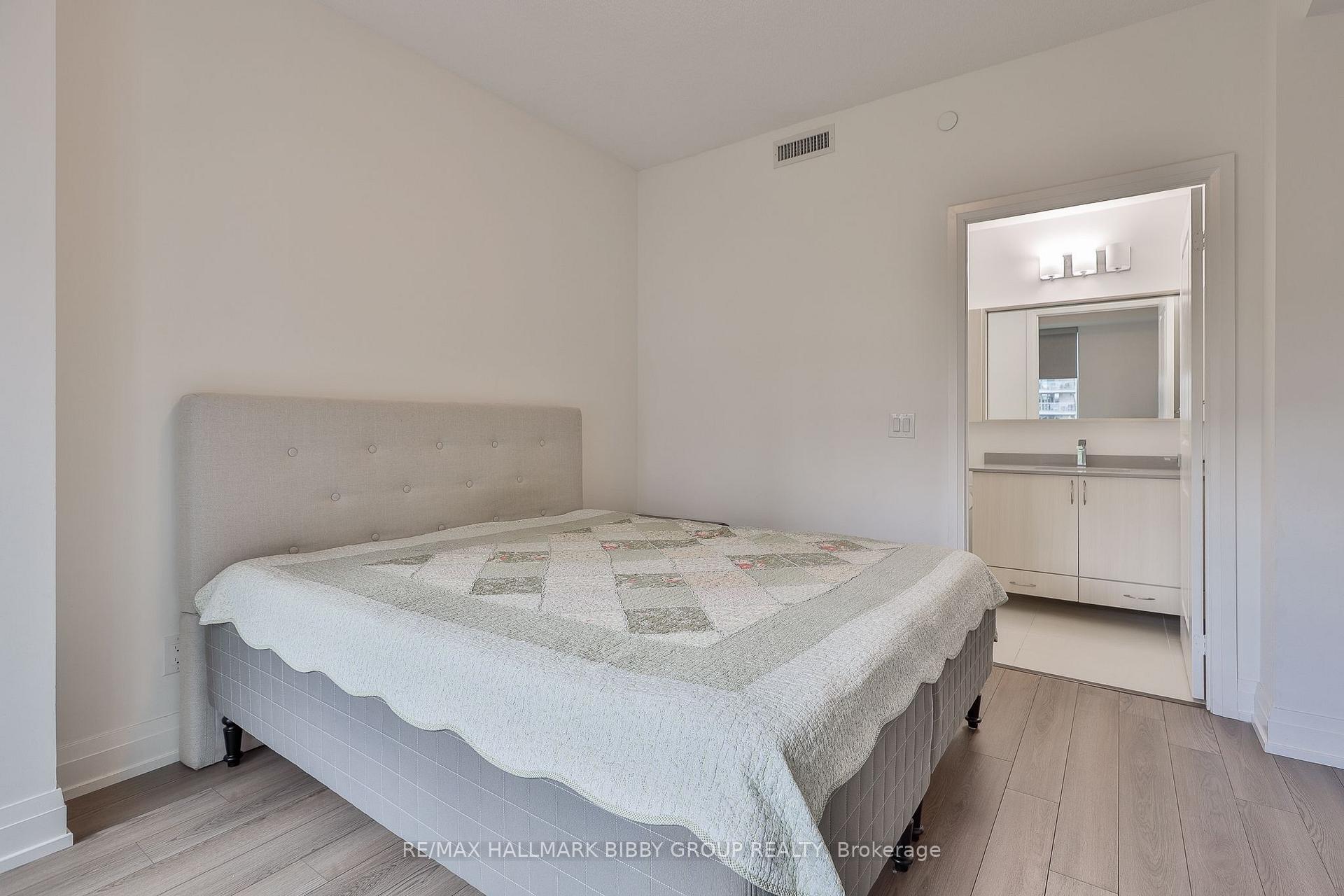 Photo 13 of Unit 519, 591 Sheppard Avenue E, North York, Bayview Village — HOMEH