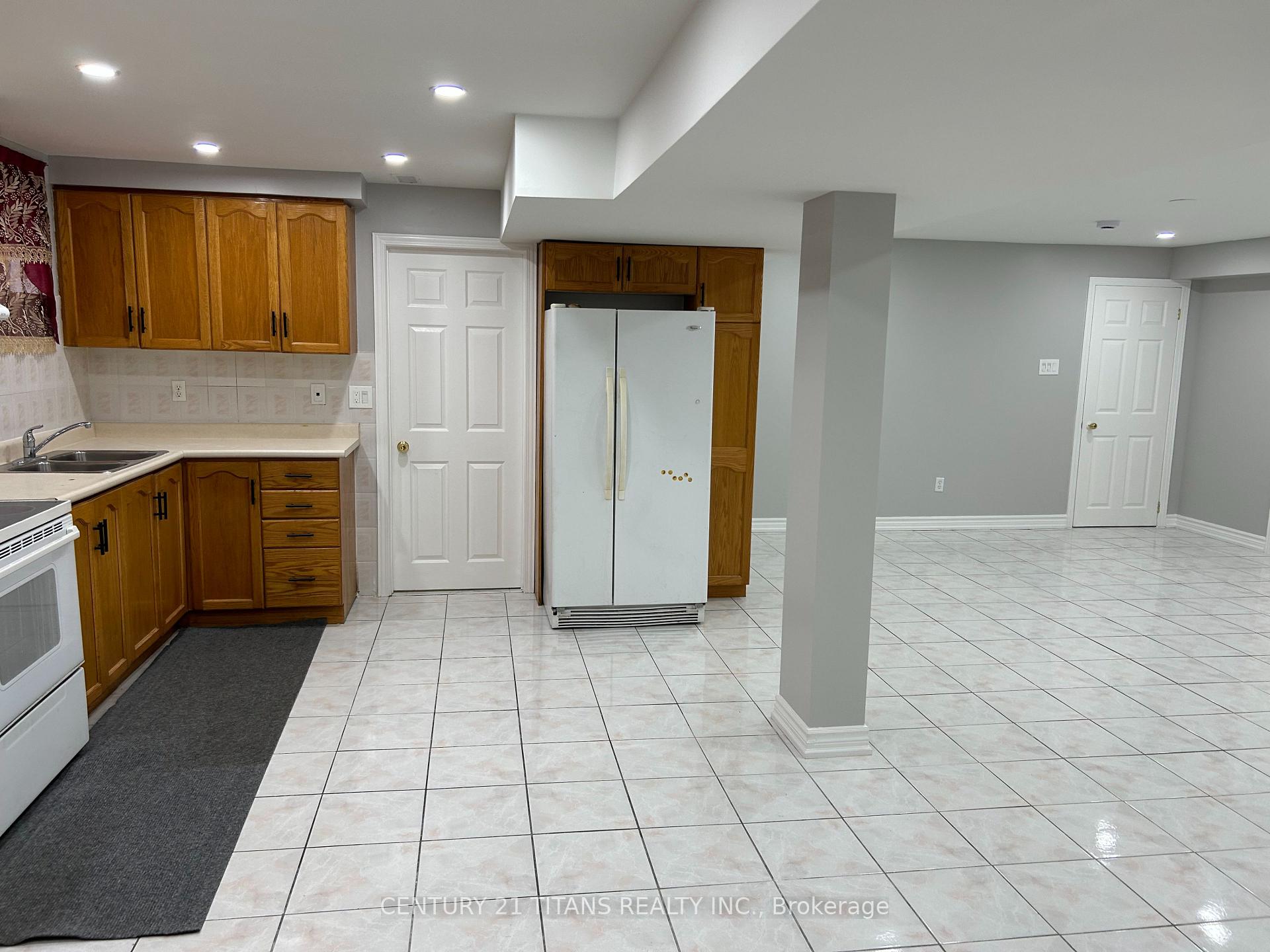 Photo 5 of Unit Bsmt, 41 Westcroft Drive, Scarborough, West Hill — HOMEH