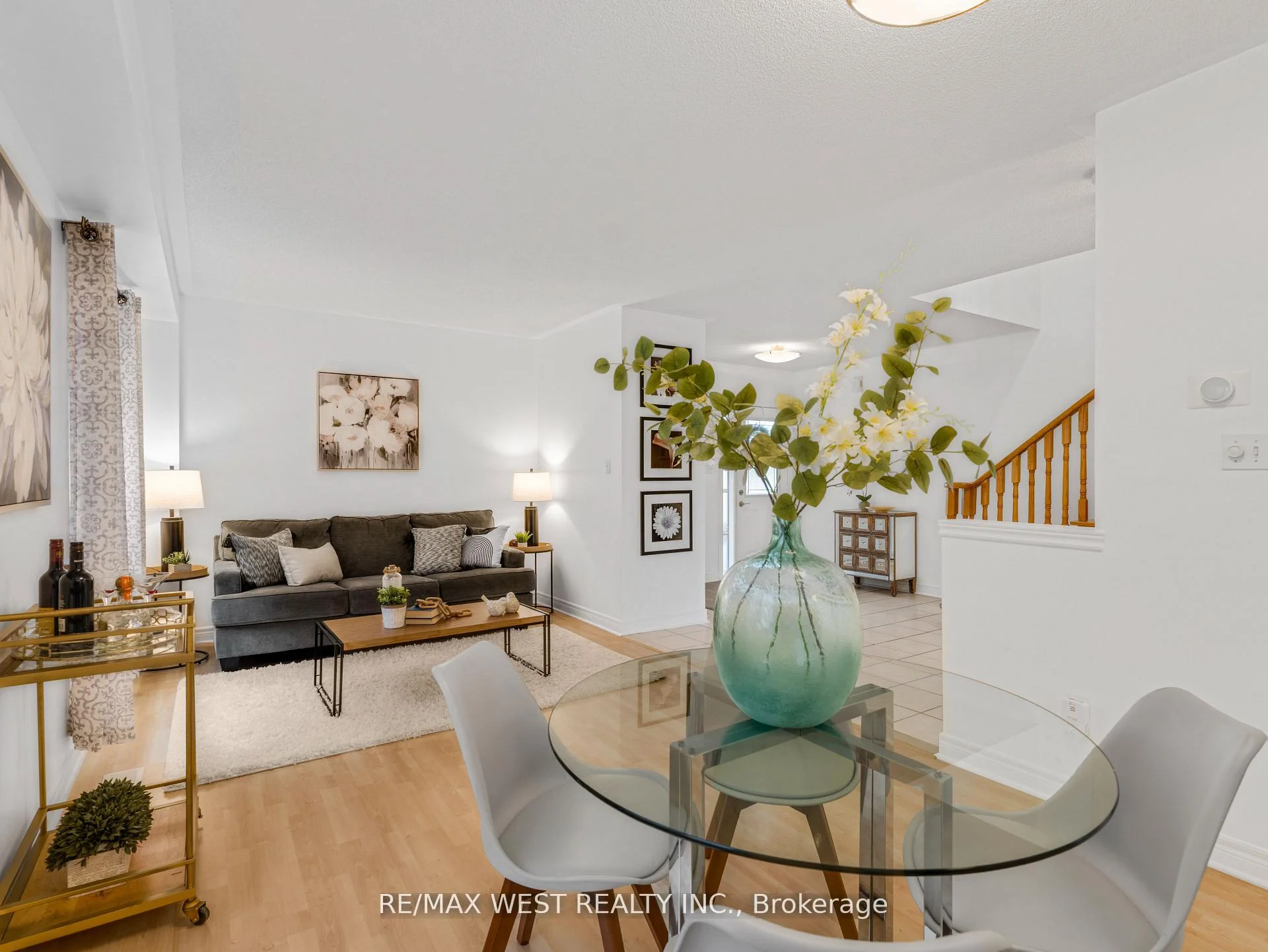 Photo 11 of 26 Shady Glen Crescent, Caledon, Bolton East — HOMEH